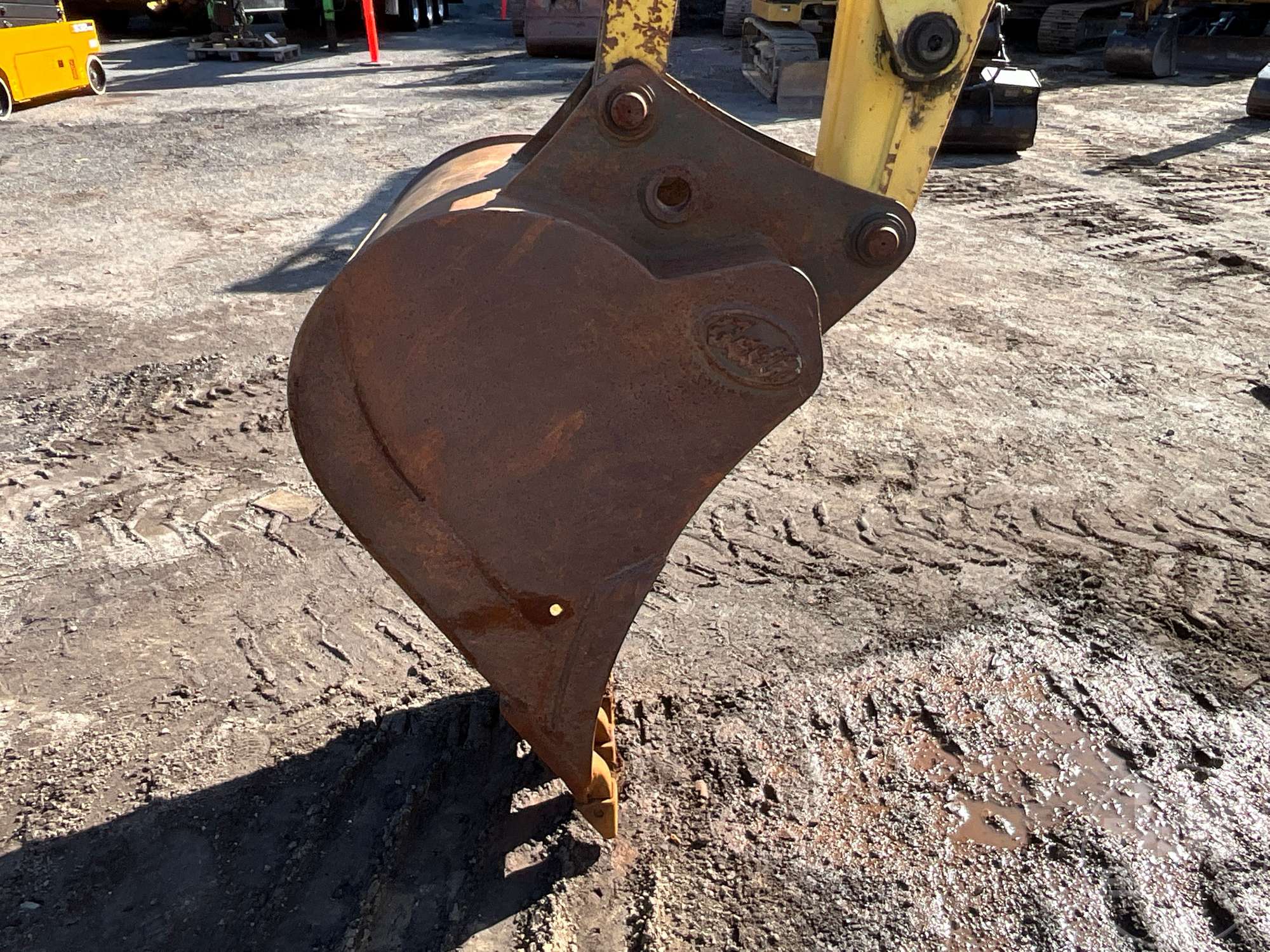 2004 New Holland LB75.B