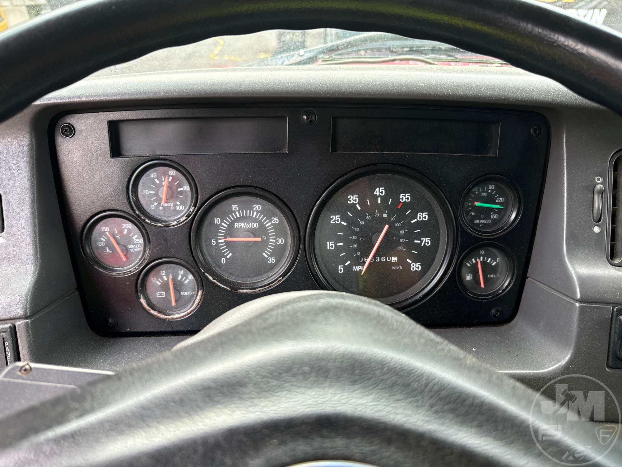 1998 Ford LT9513