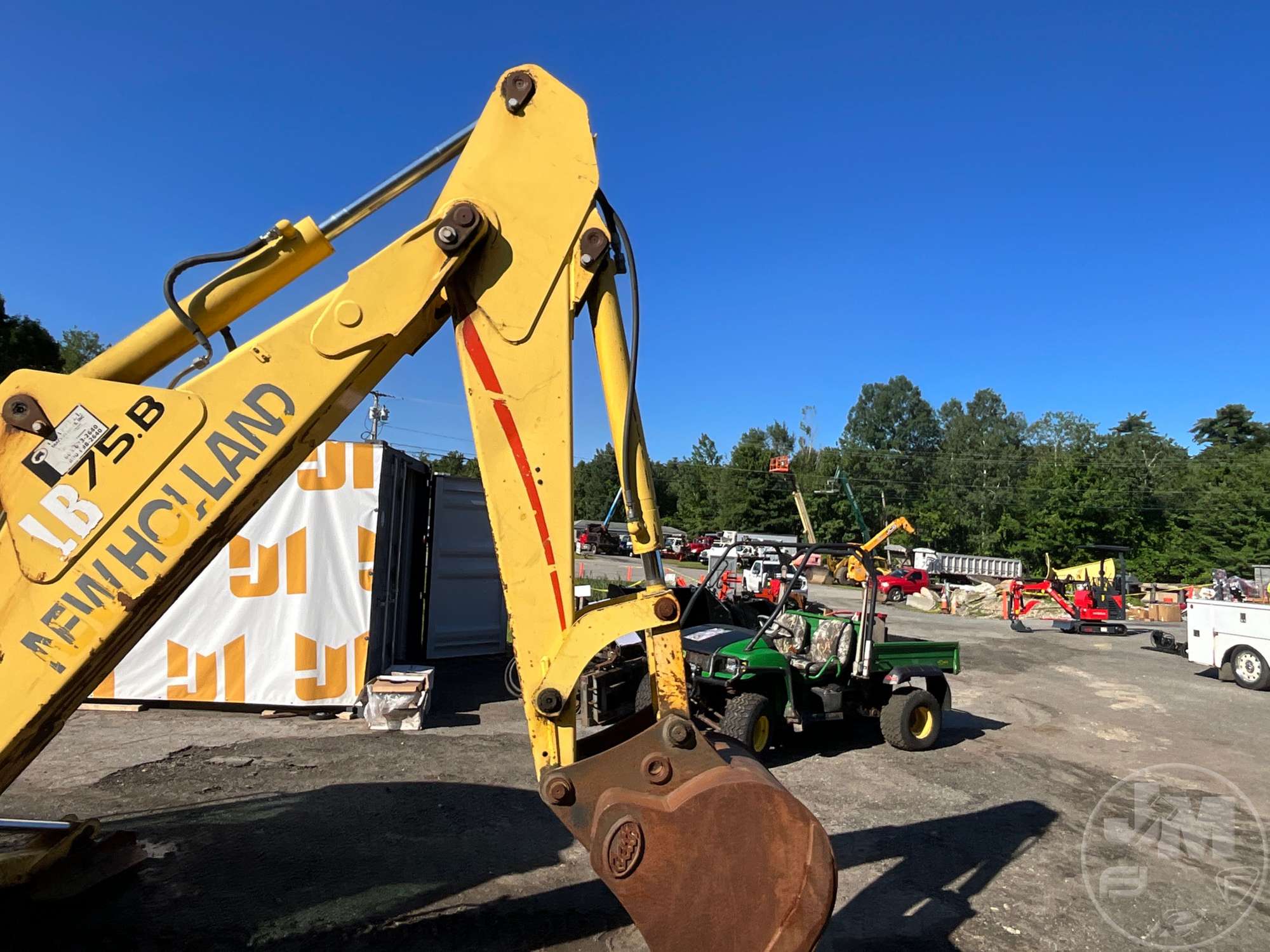 2004 New Holland LB75.B