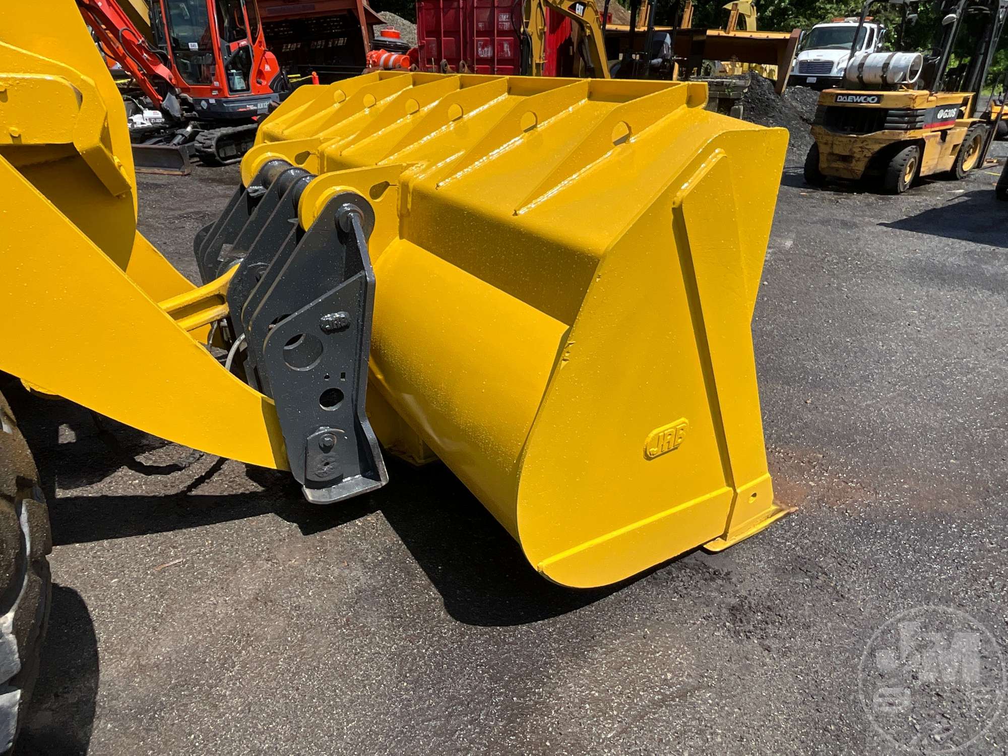 2016 Komatsu WA380-8