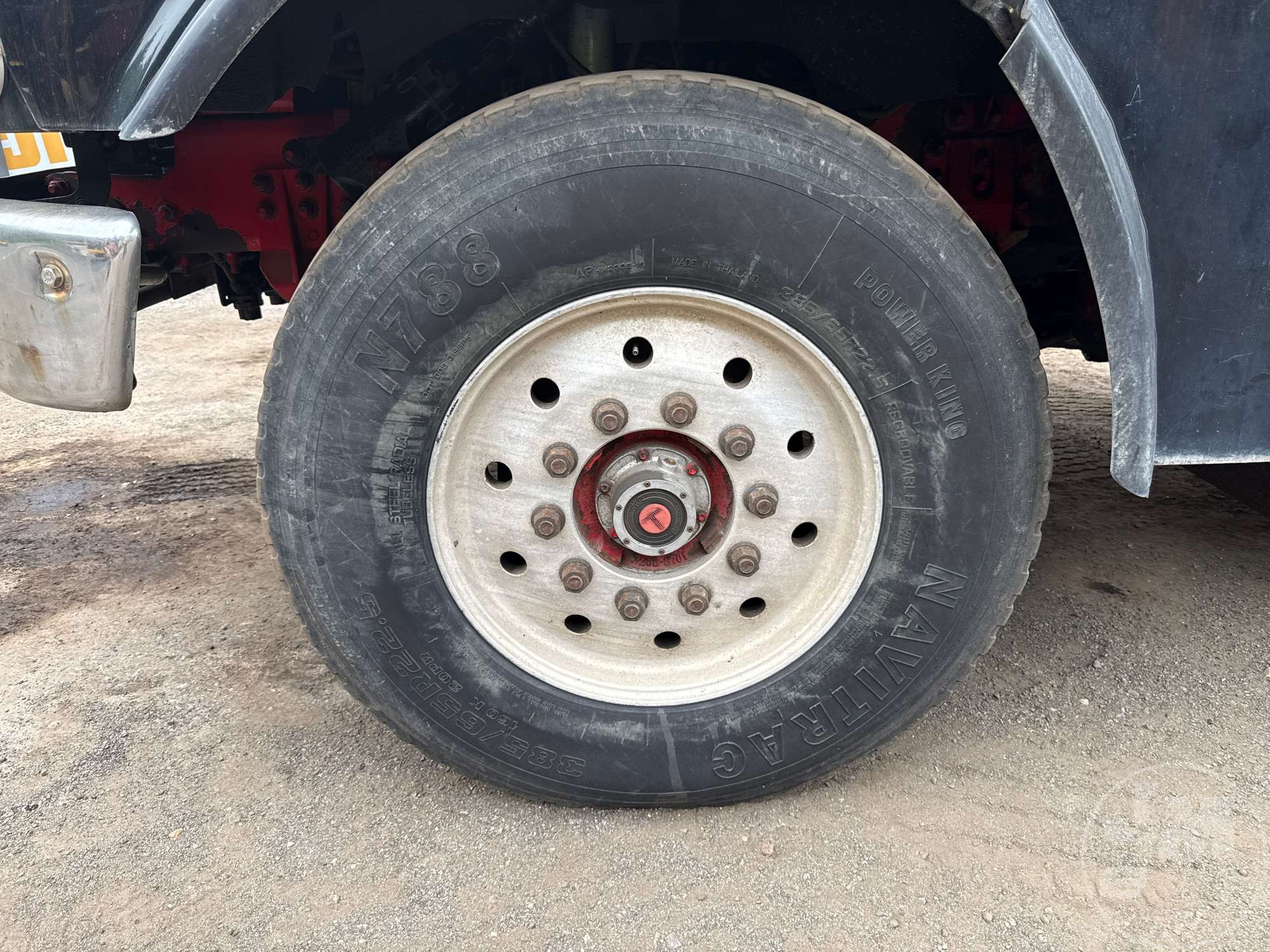 2001 Sterling 9500