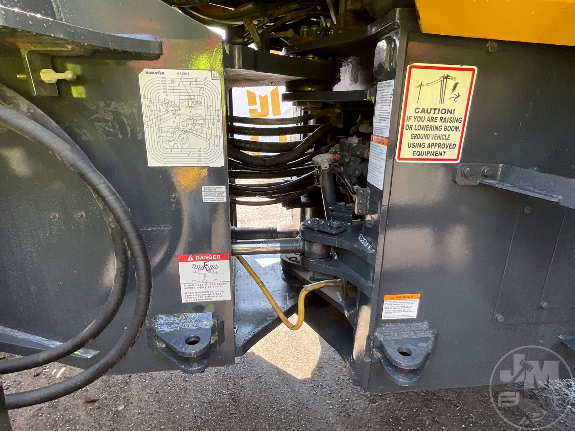 2016 Komatsu WA380-8