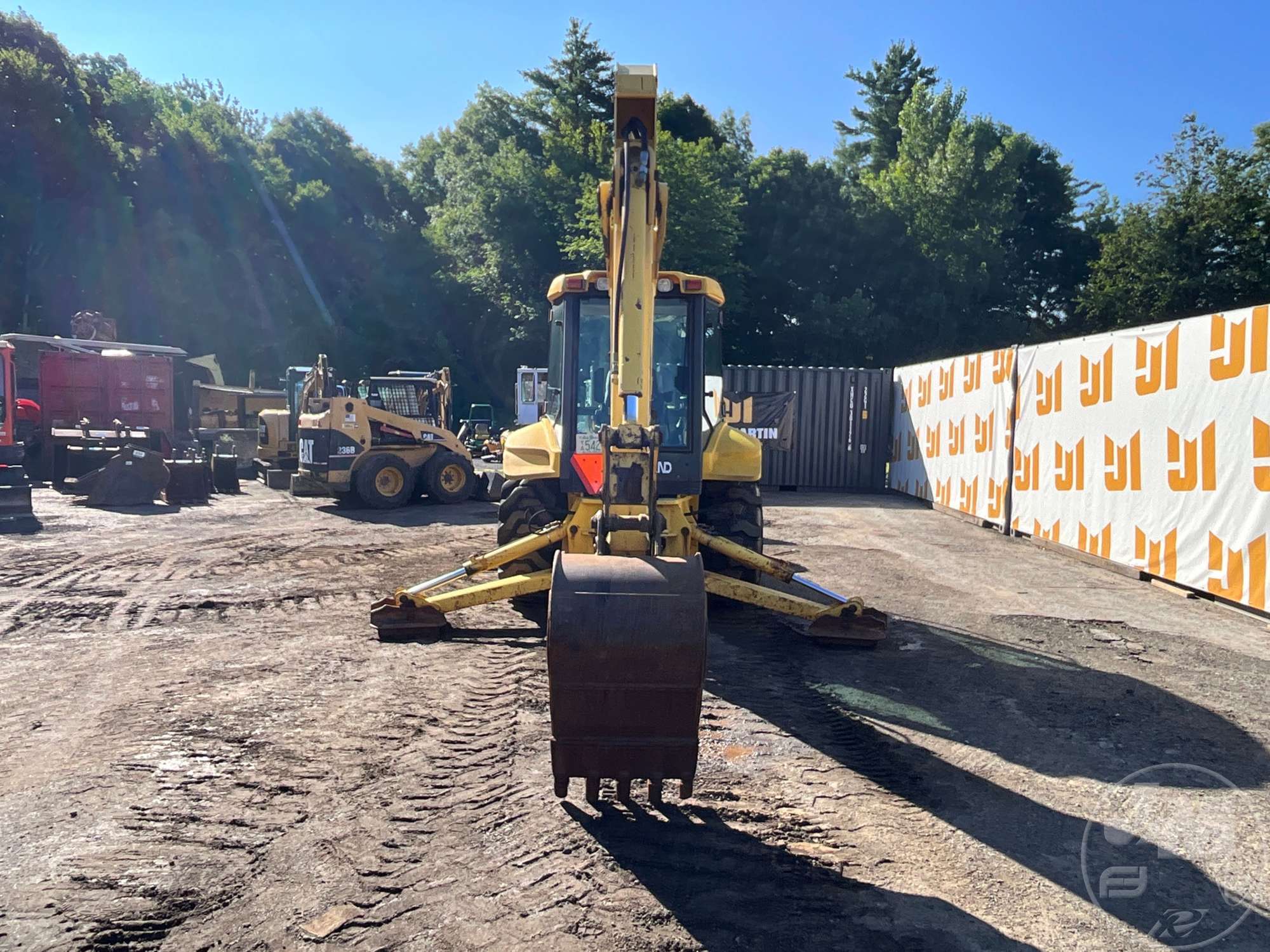 2004 New Holland LB75.B