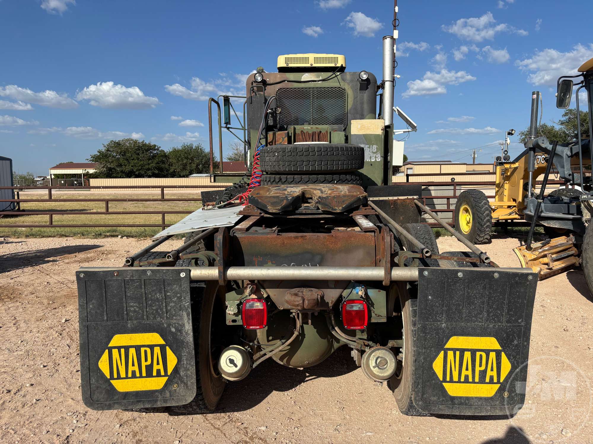 1992 Freightliner LONG CONV.