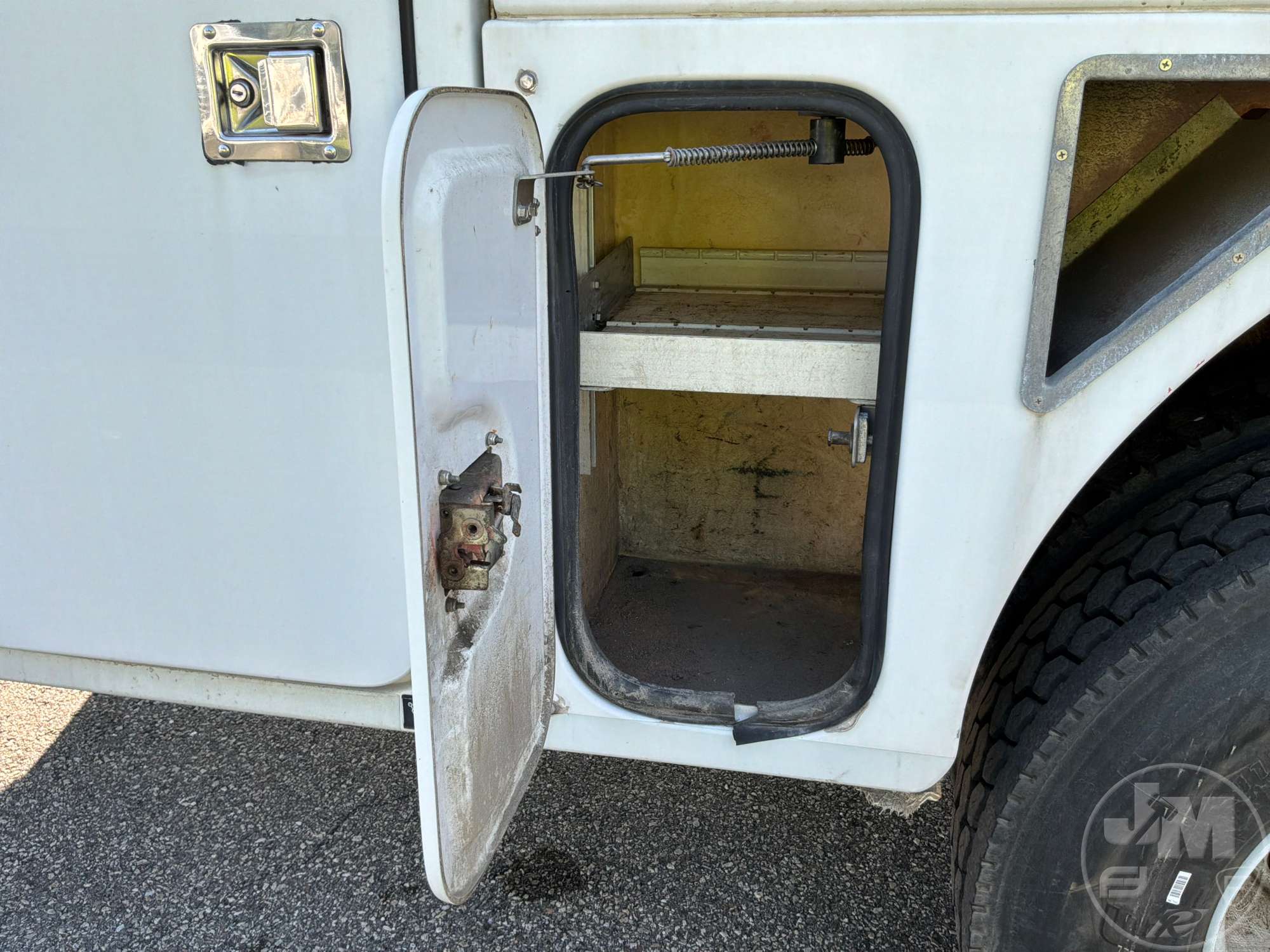 2009 GMC C8500