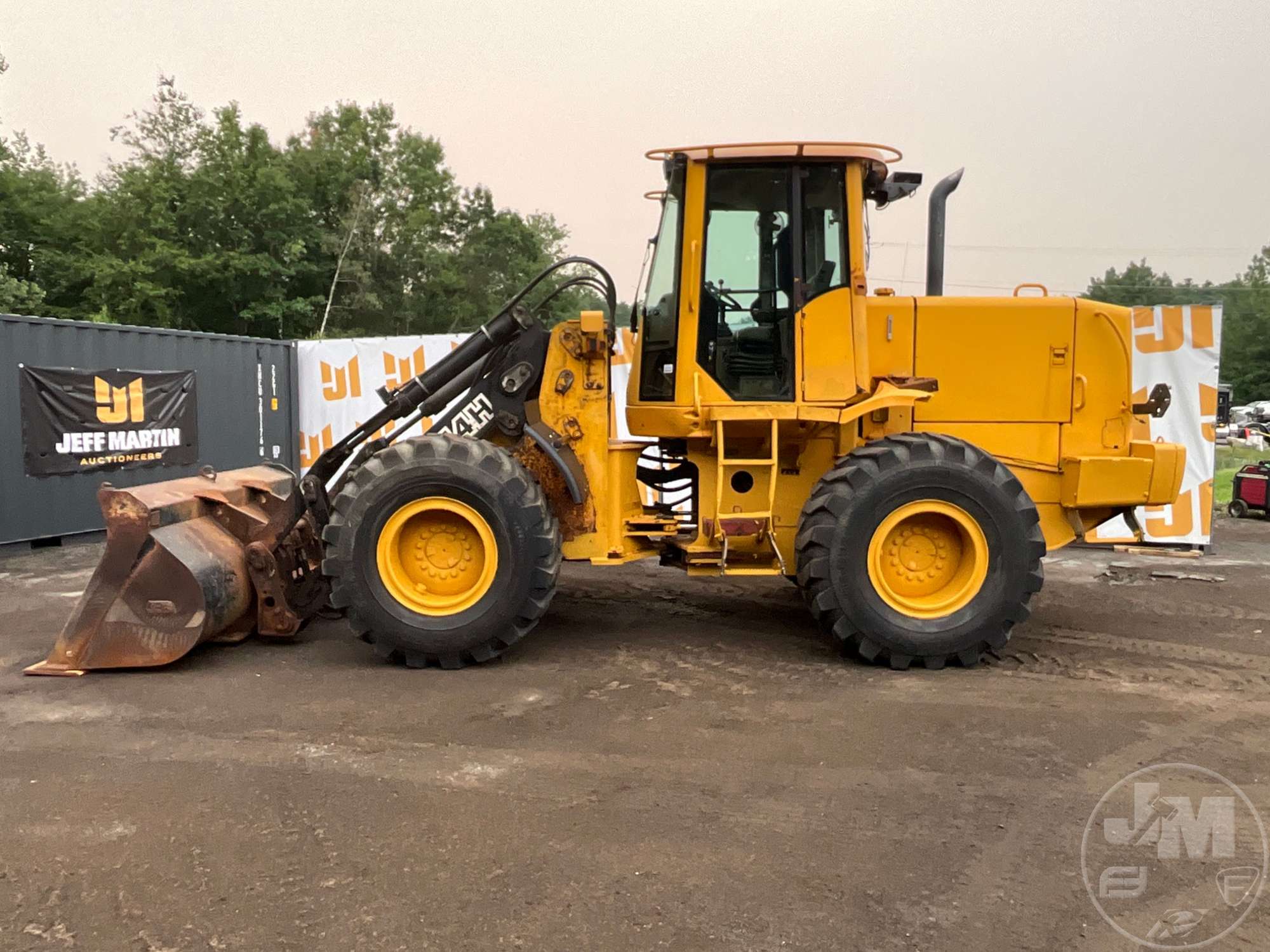 2001 John Deere TC54H