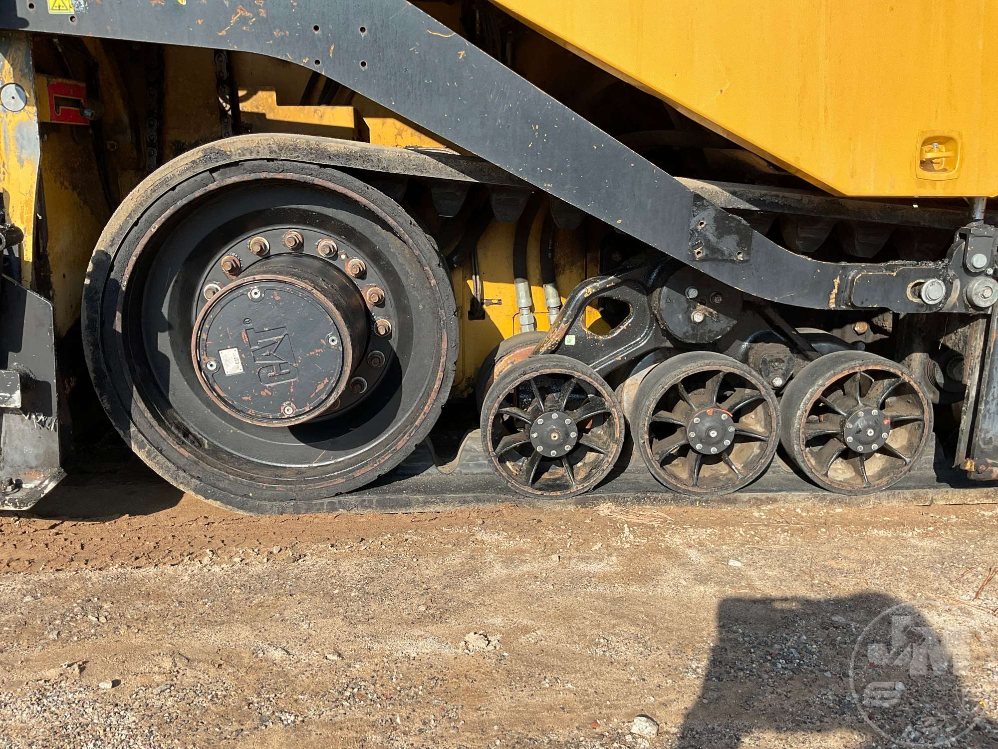 2016 Caterpillar AP655F