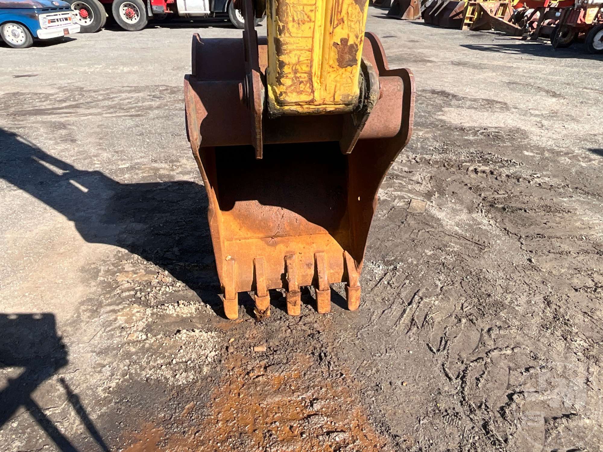 2004 New Holland LB75.B