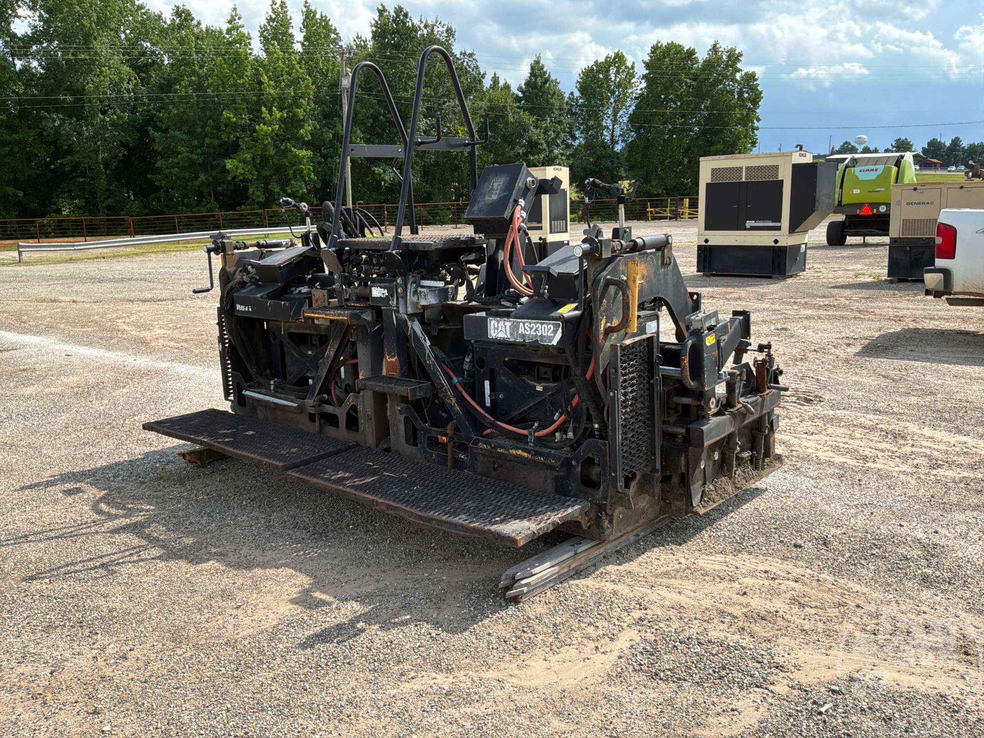 0 Caterpillar AS2302 VERS-A-MAT