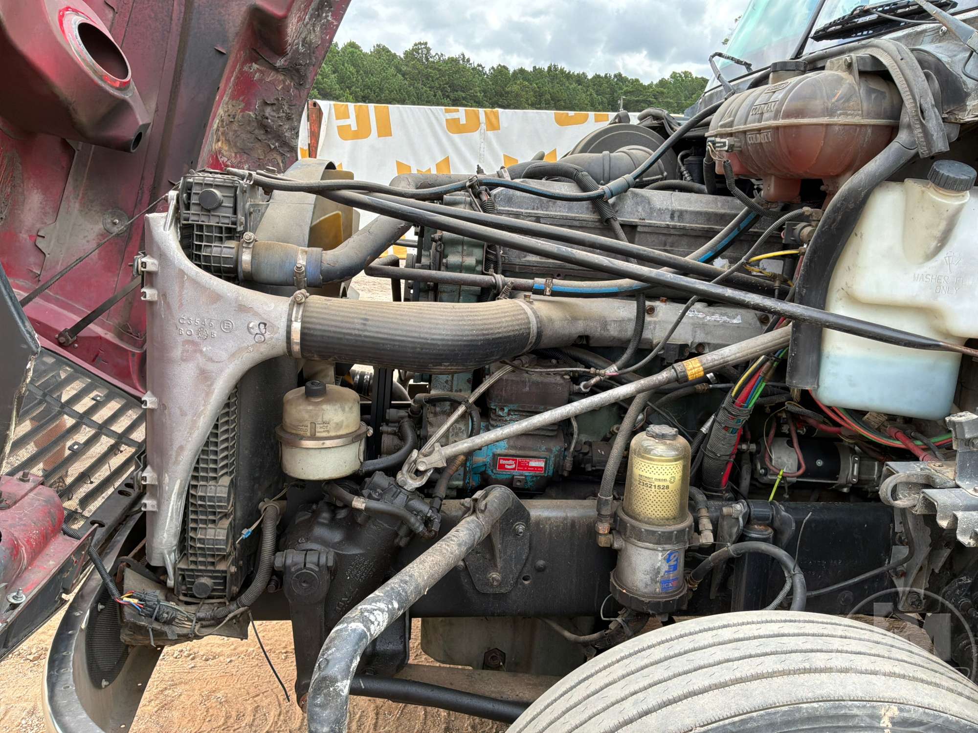 2001 Freightliner CST120