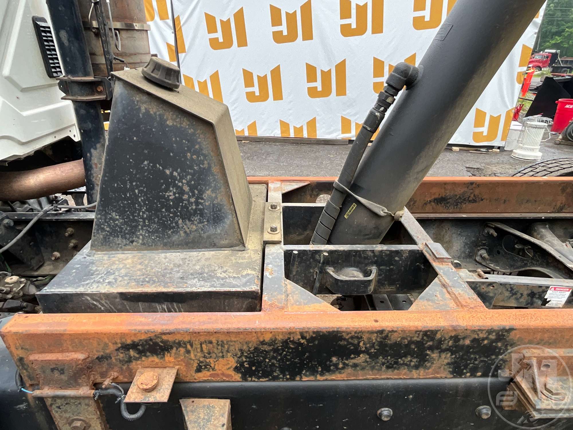 2008 International 7600 WORKSTAR