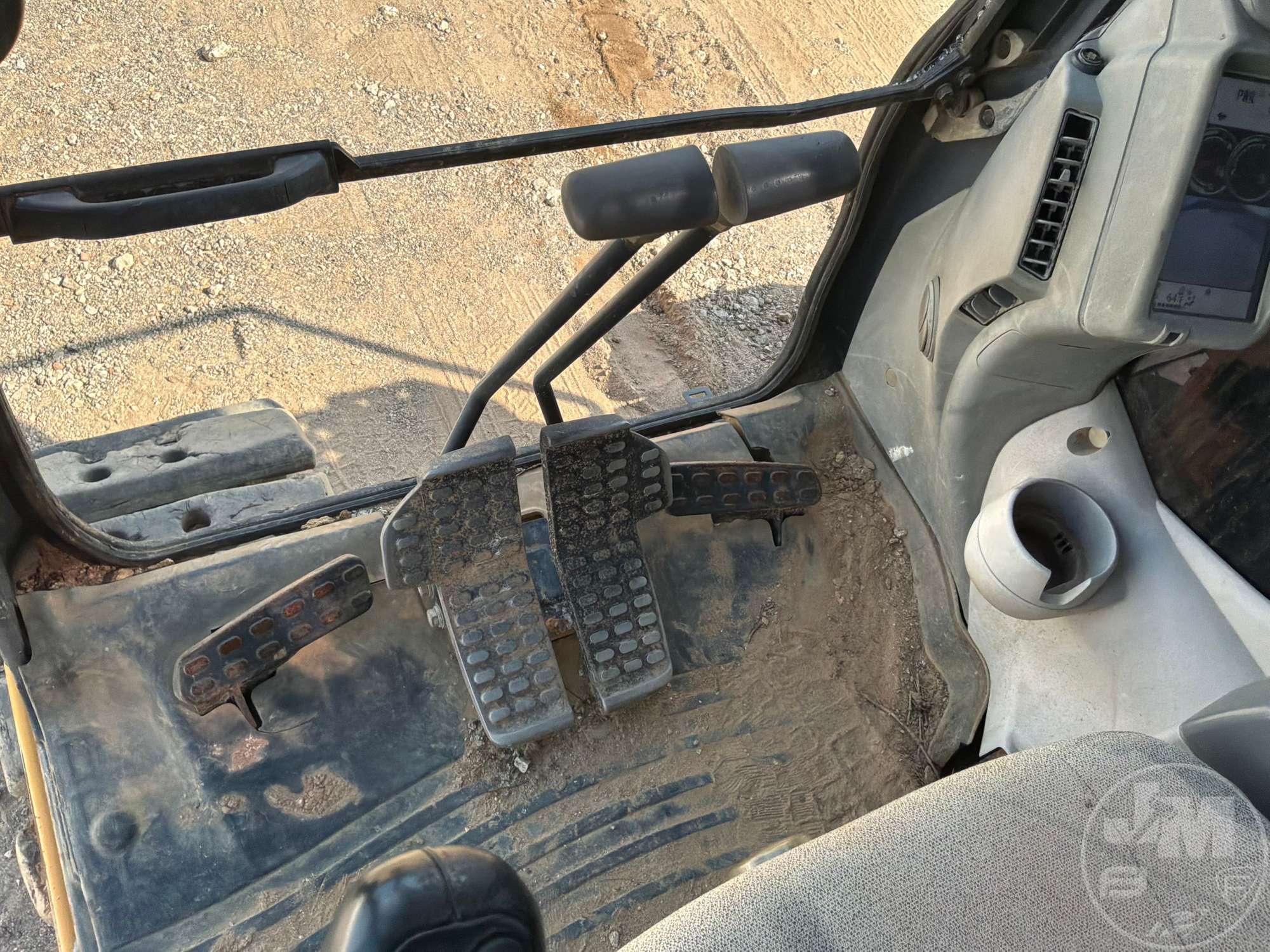 2016 John Deere 135G
