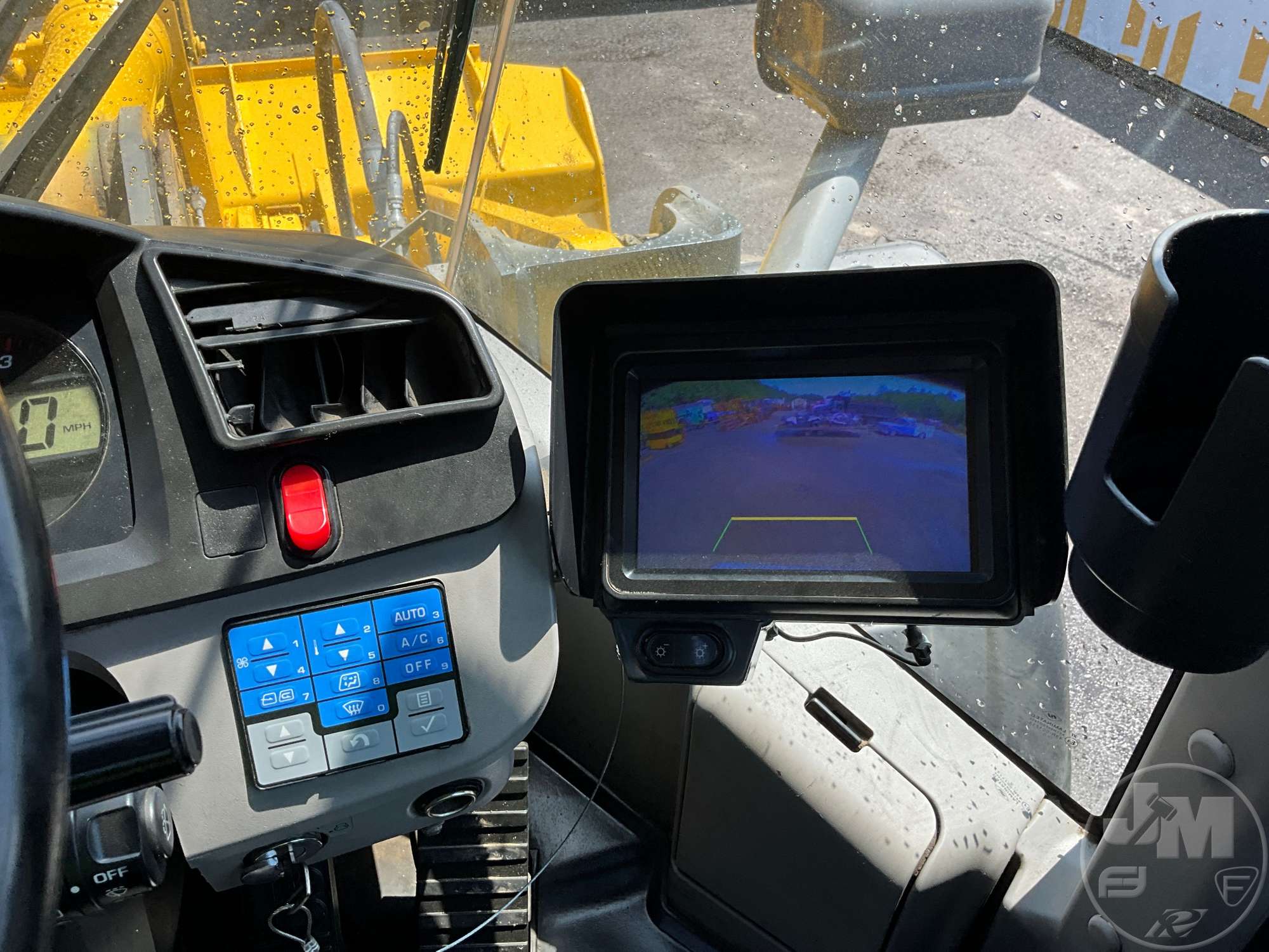 2016 Komatsu WA380-8