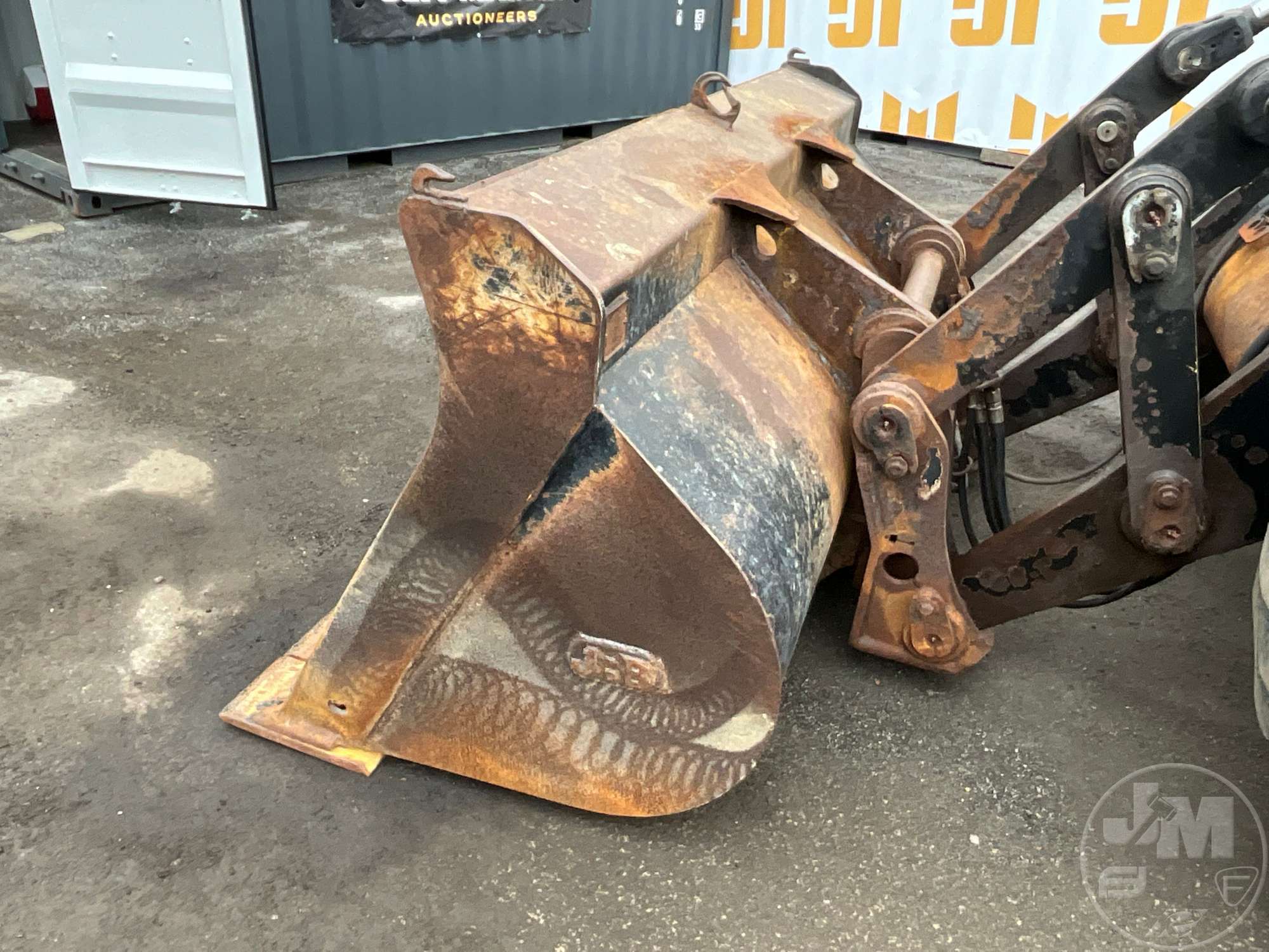 2001 John Deere TC54H