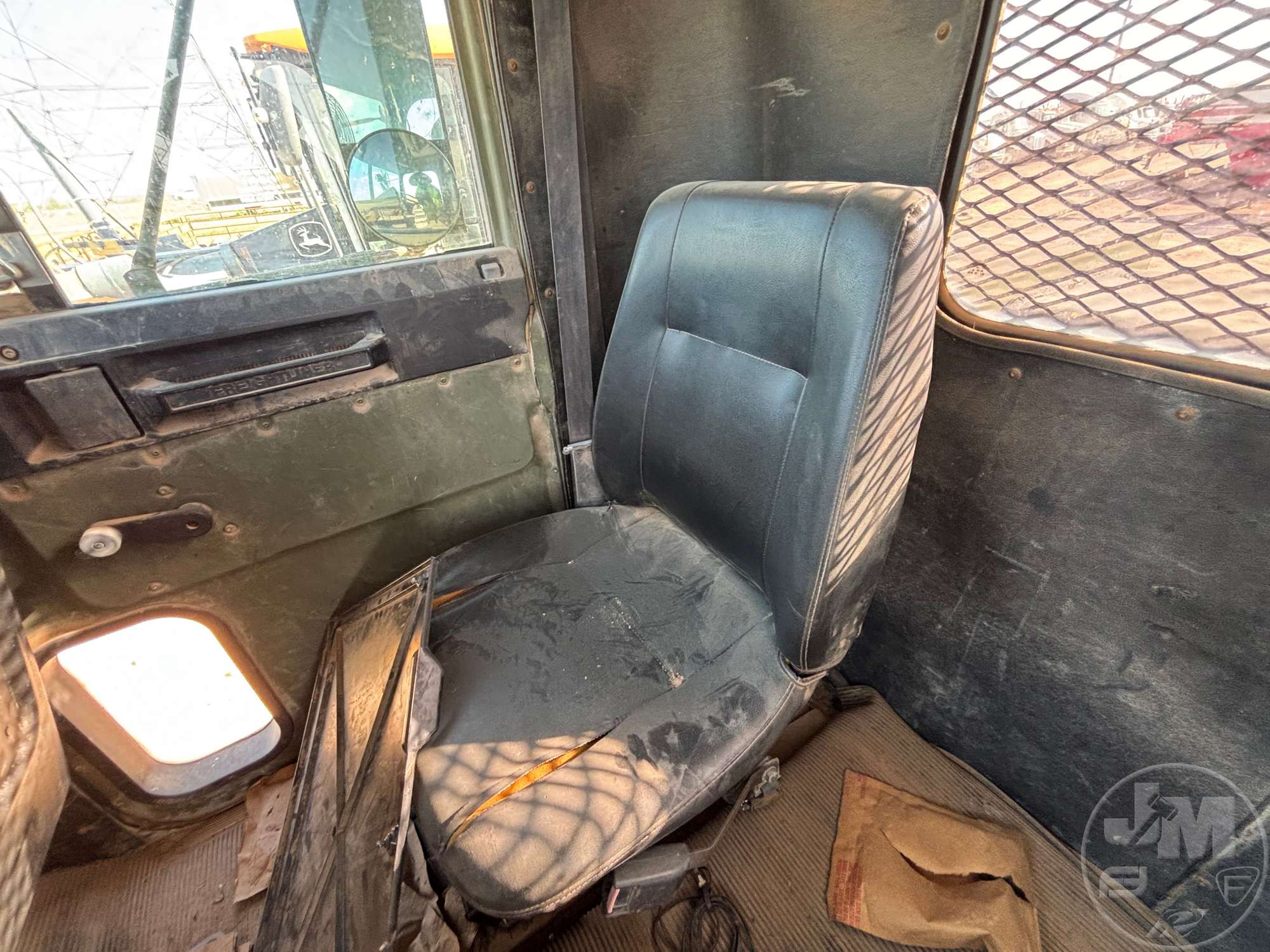 1992 Freightliner LONG CONV.