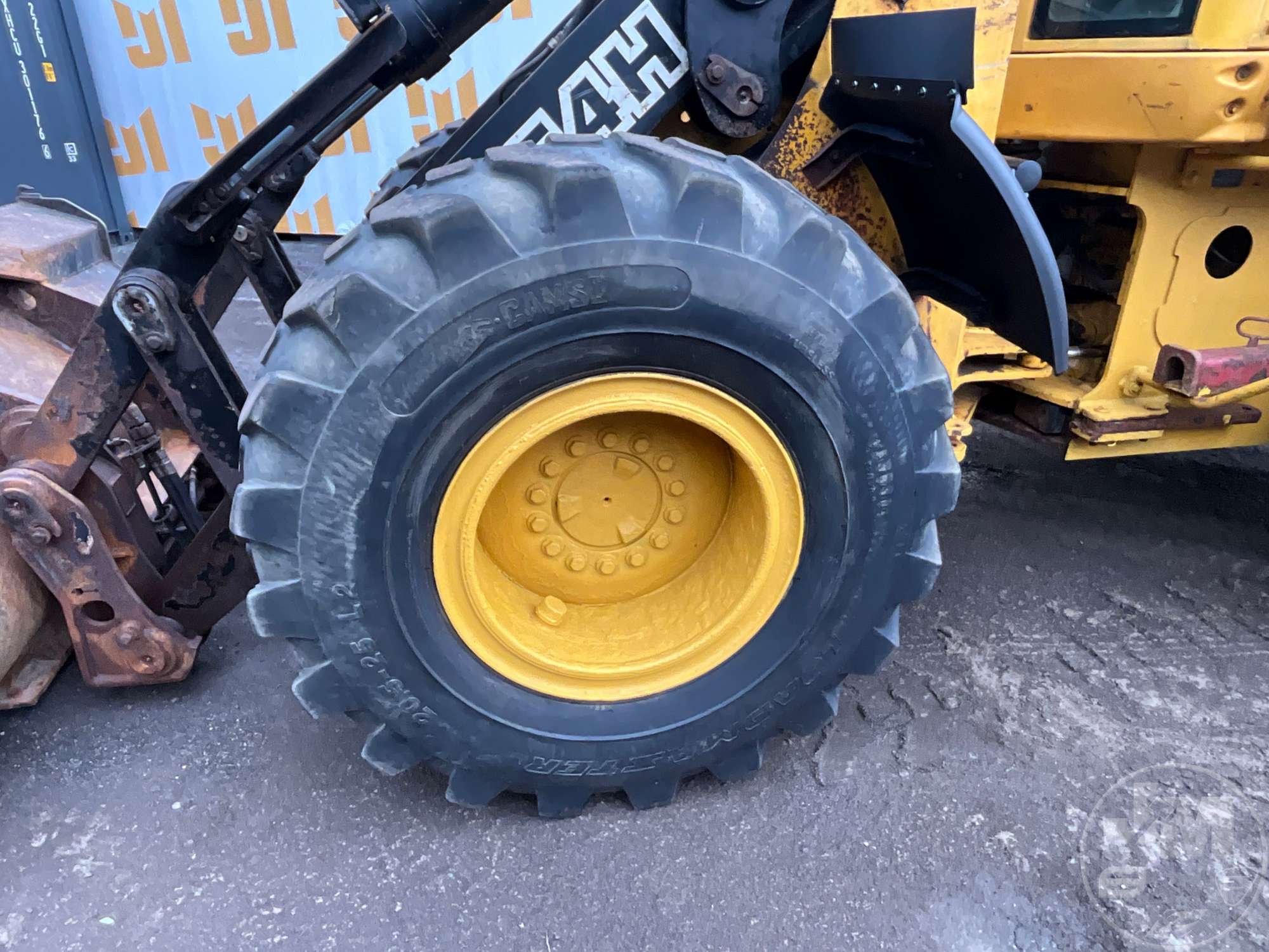 2001 John Deere TC54H