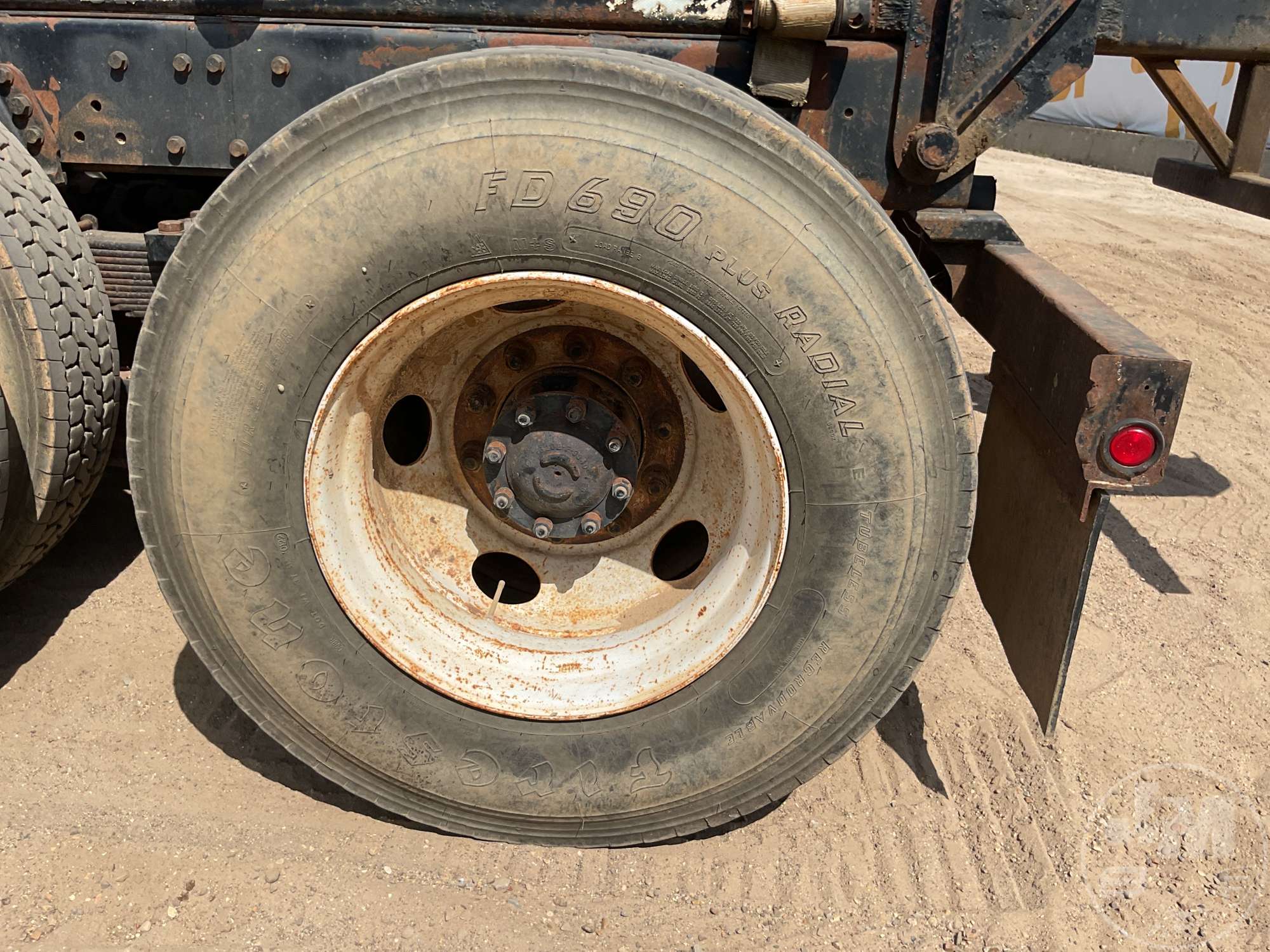 2000 Sterling L7500 SERIES