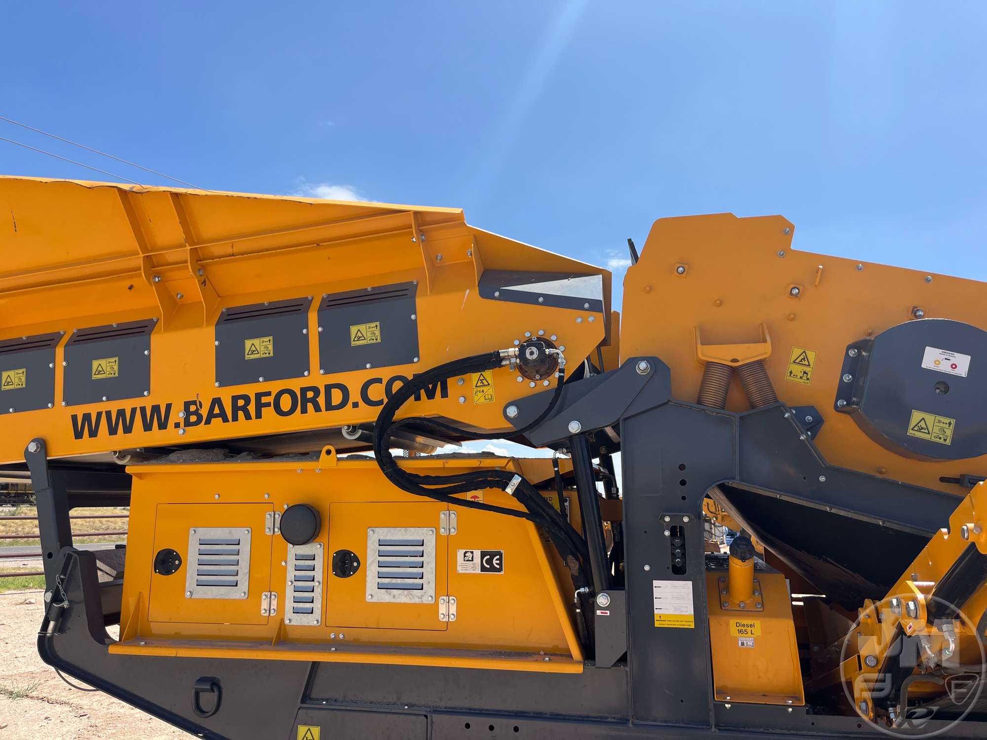 2025 Barford SR104T