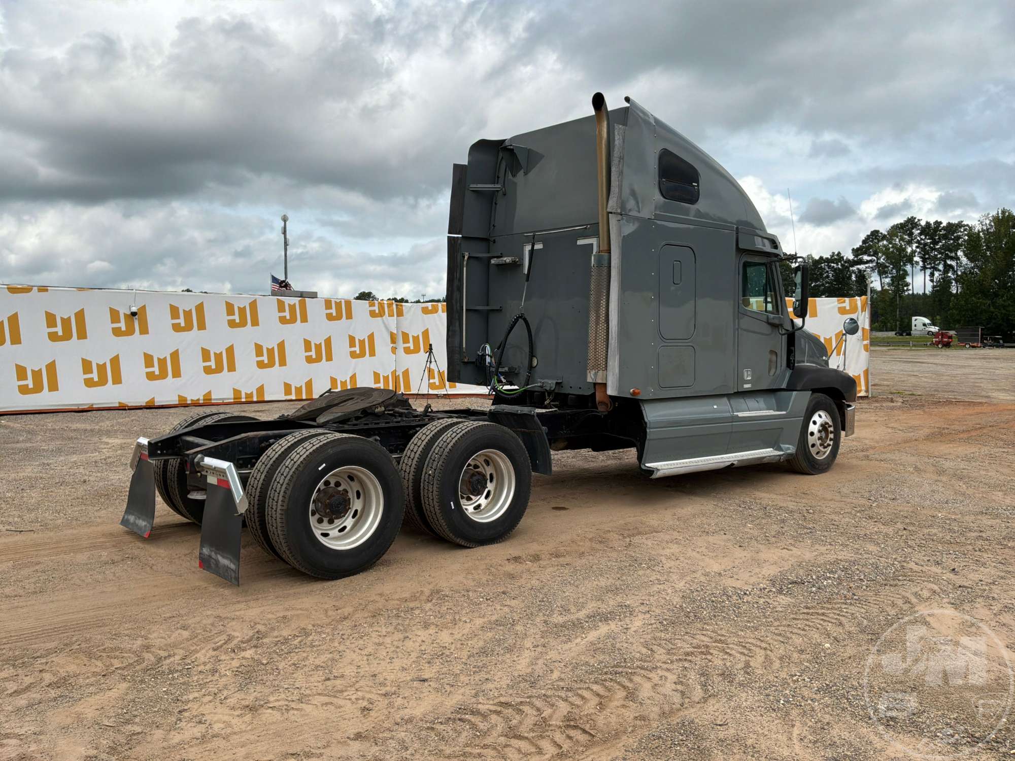 2001 Freightliner CST120