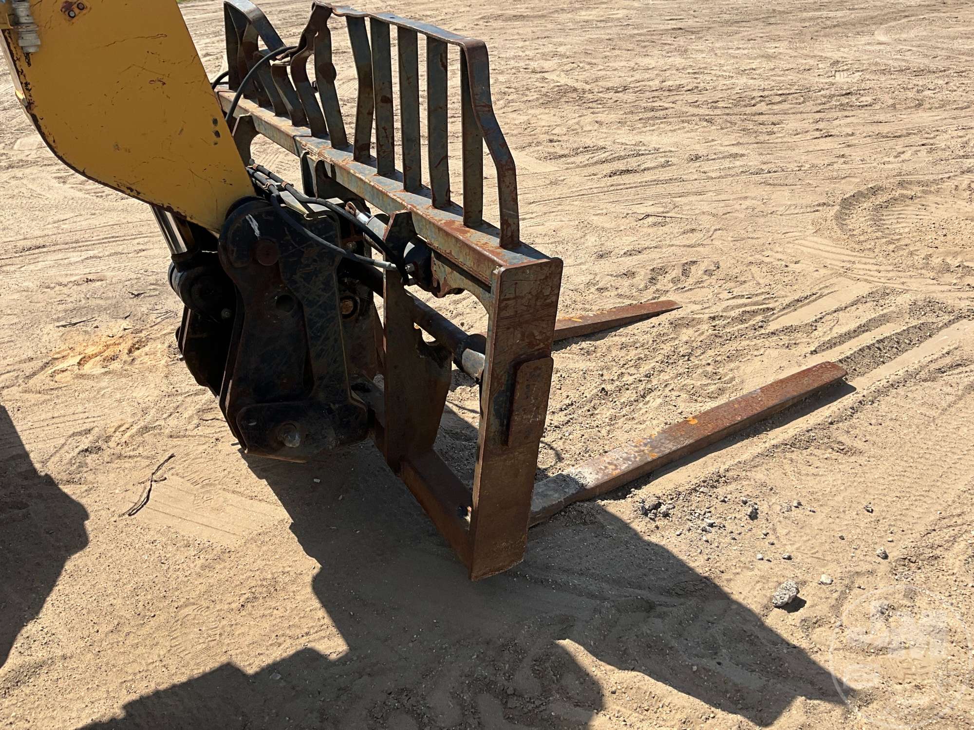 2006 Caterpillar TH460B