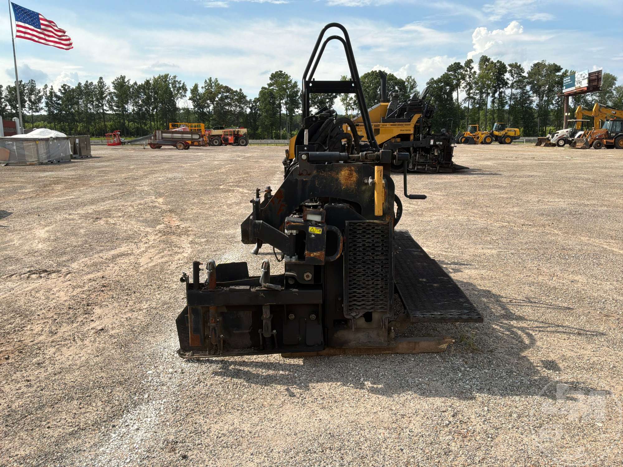 0 Caterpillar AS2302 VERS-A-MAT