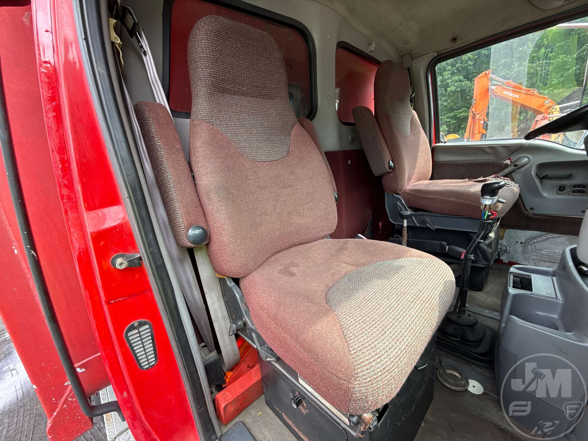 1998 Ford LT9513