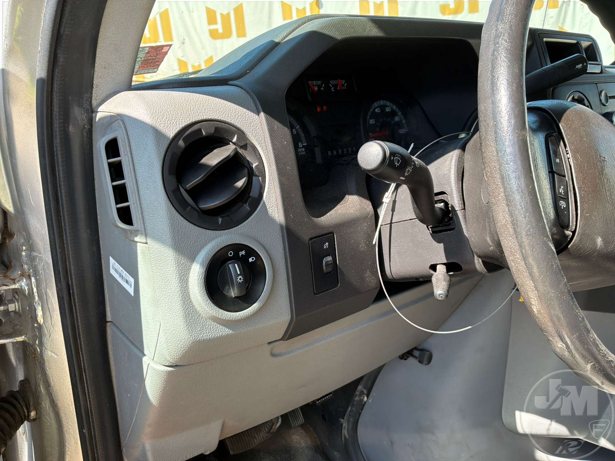 2016 Ford E-450