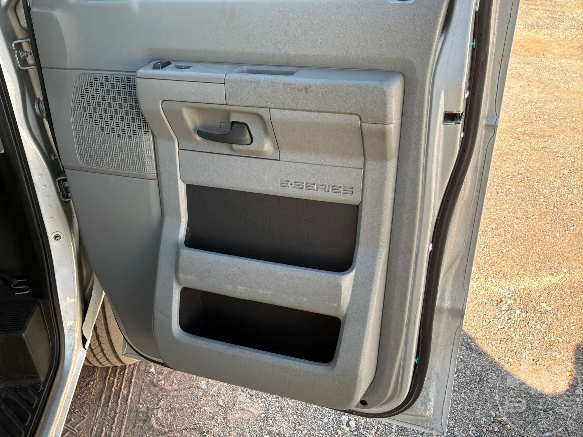 2016 Ford E-450