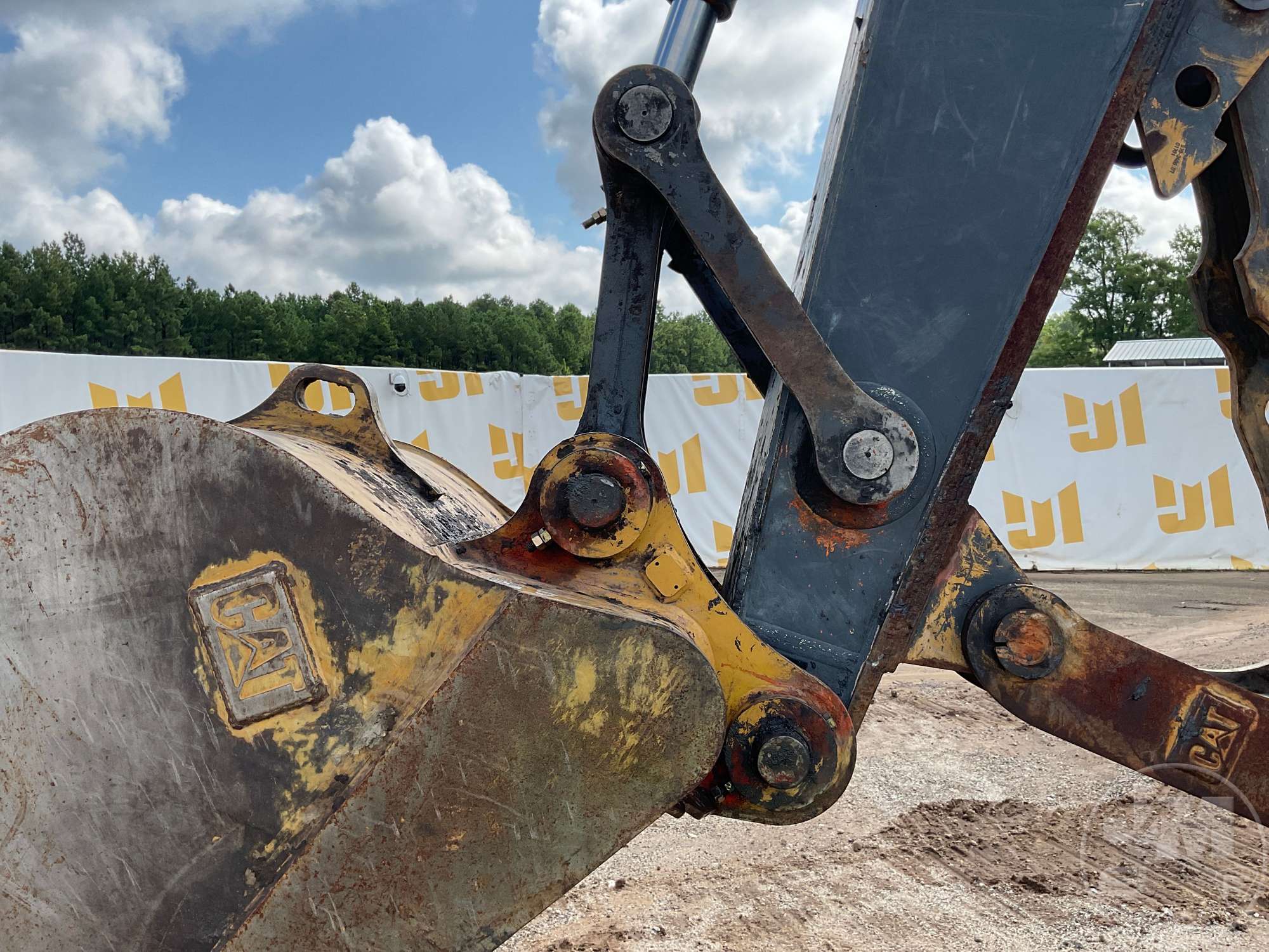 2024 John Deere 210-P