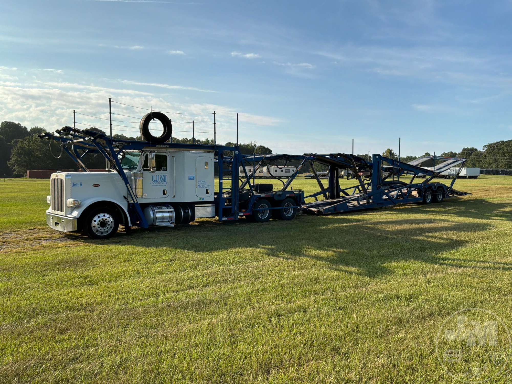 Photo of 2016 Peterbilt 389