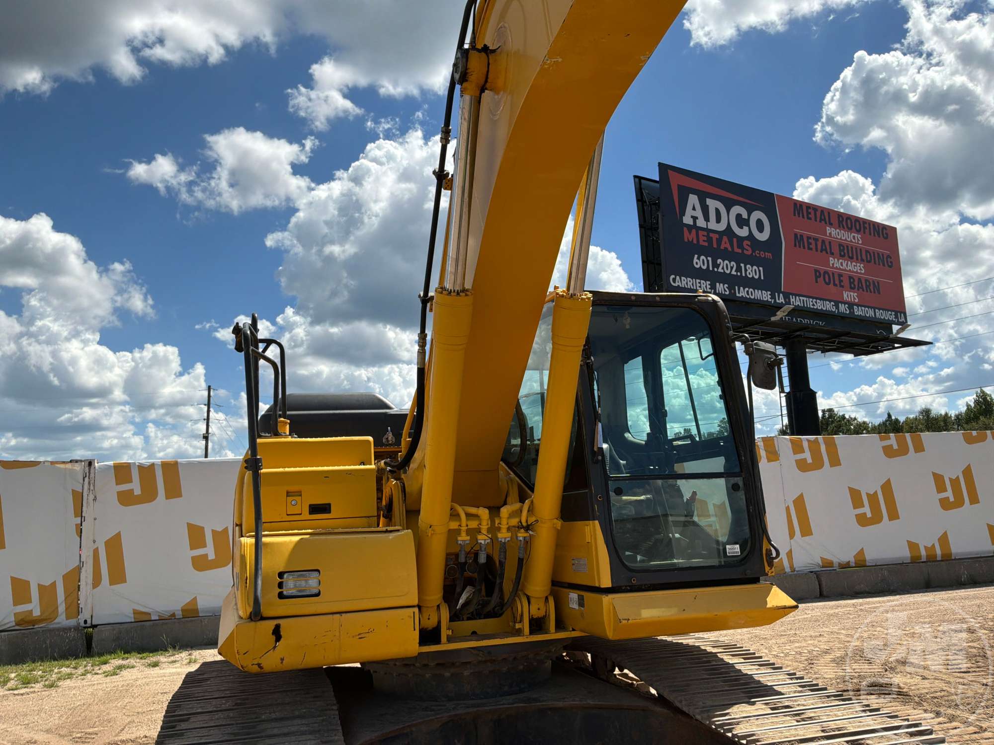 2019 Komatsu PC210LC-11