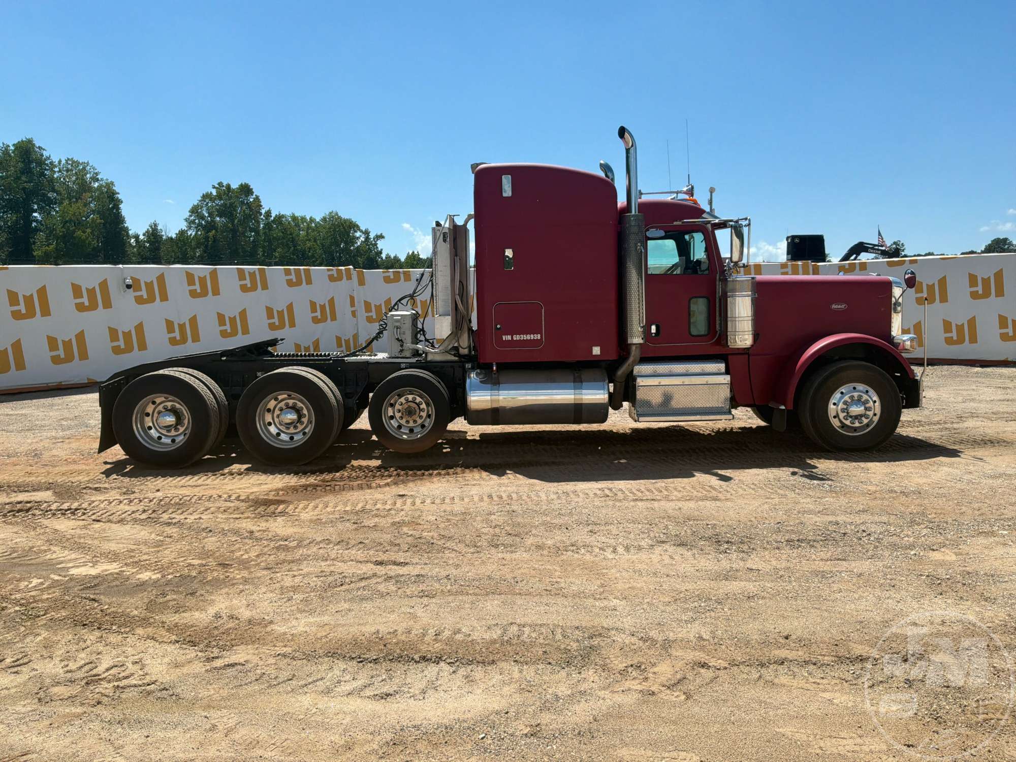 2016 Peterbilt 389