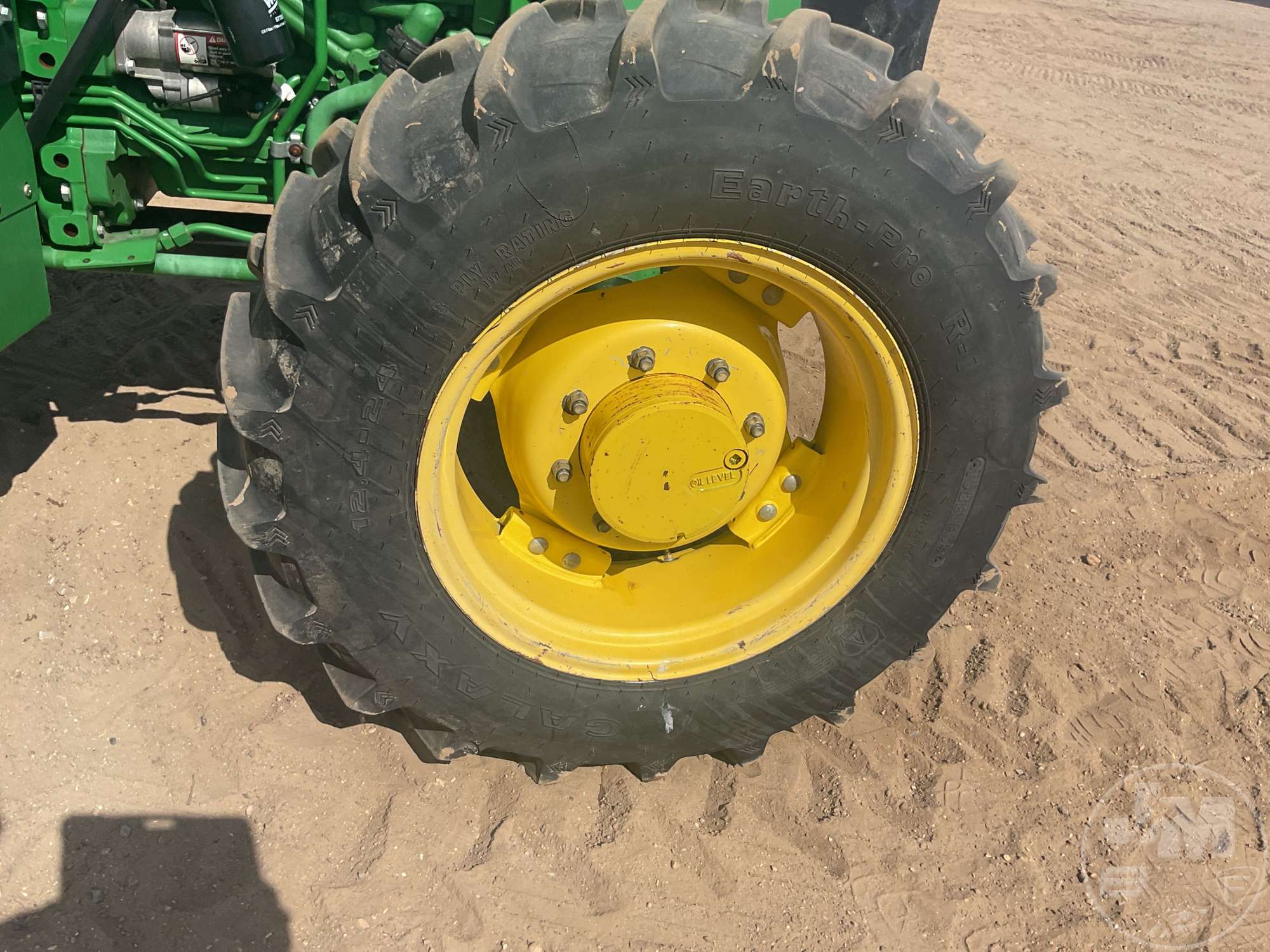 2014 John Deere 5085E