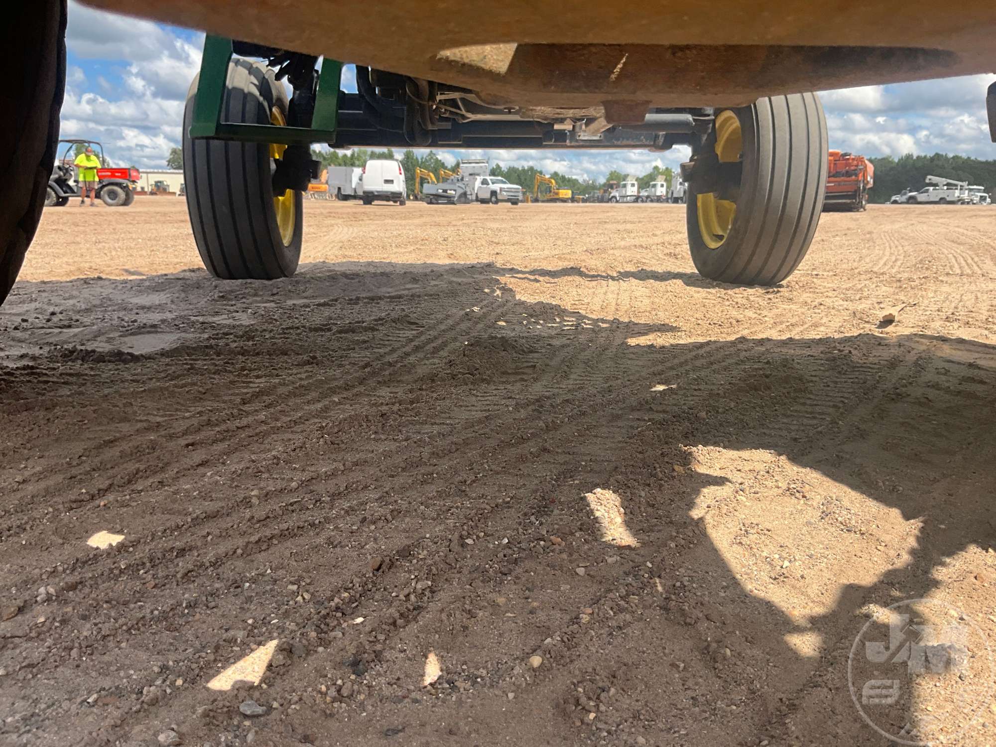 0 John Deere 5105
