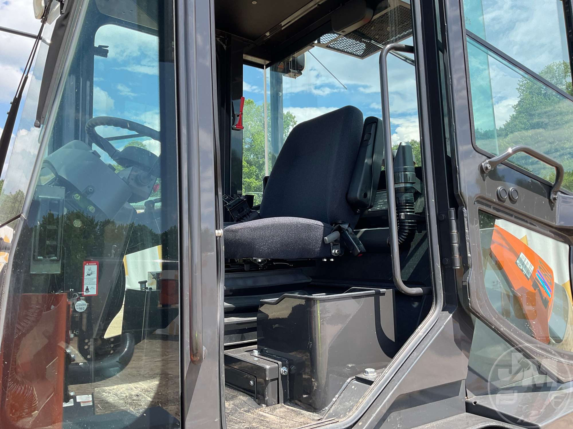 2024 Hitachi ZW80-5B