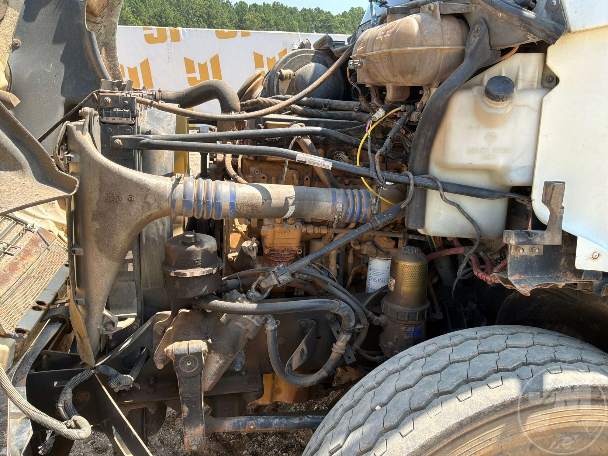 2005 Freightliner COLUMBIA