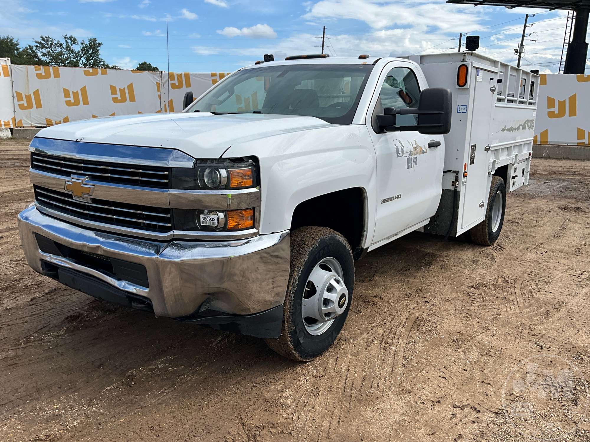 Photo of 2018 Chevrolet Silverado