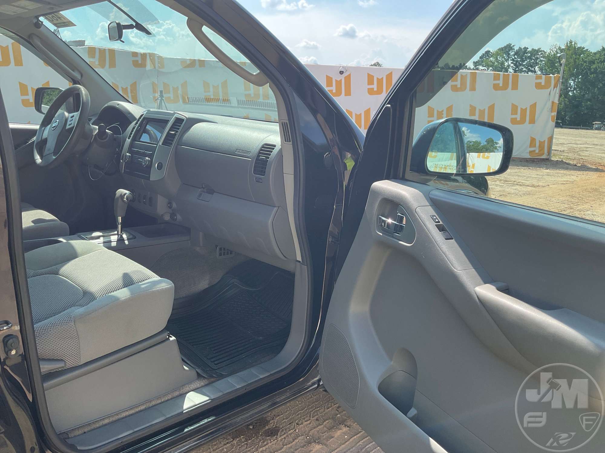 2010 Nissan FRONTIER