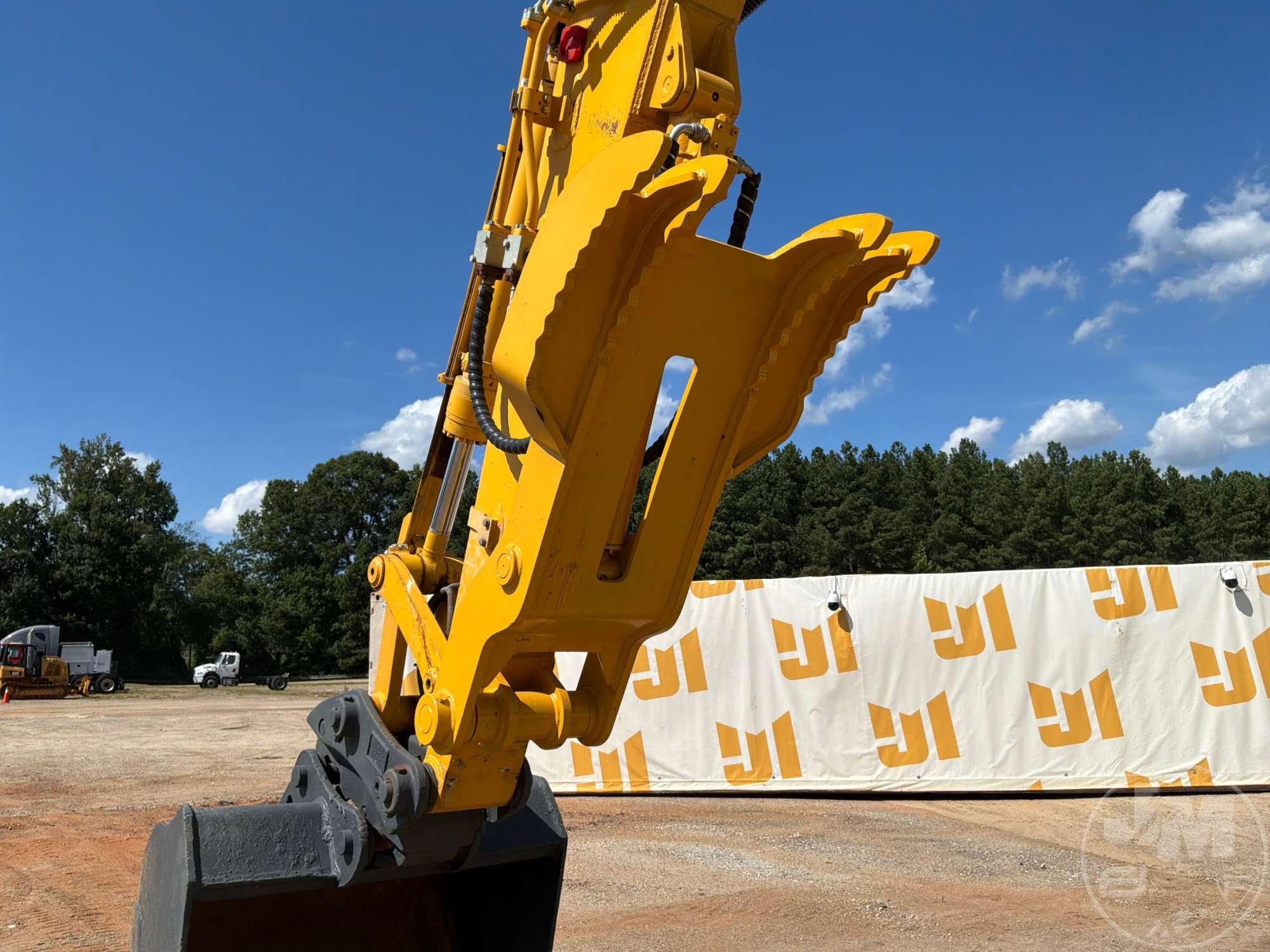 2022 Komatsu PC138US-11E0