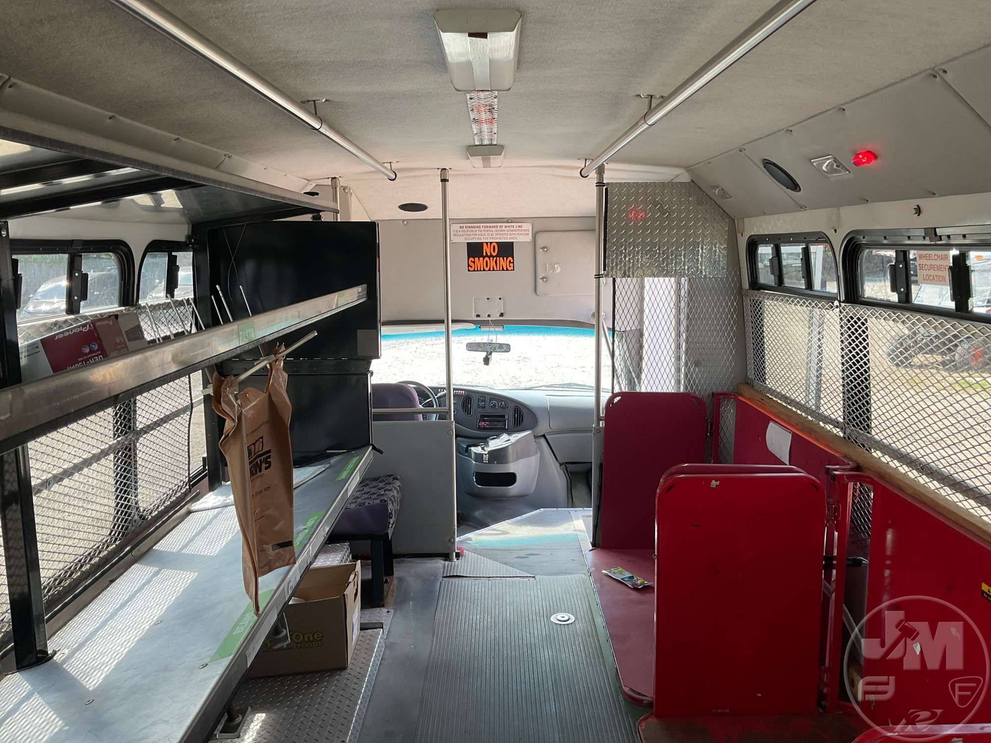 2006 Ford E-450