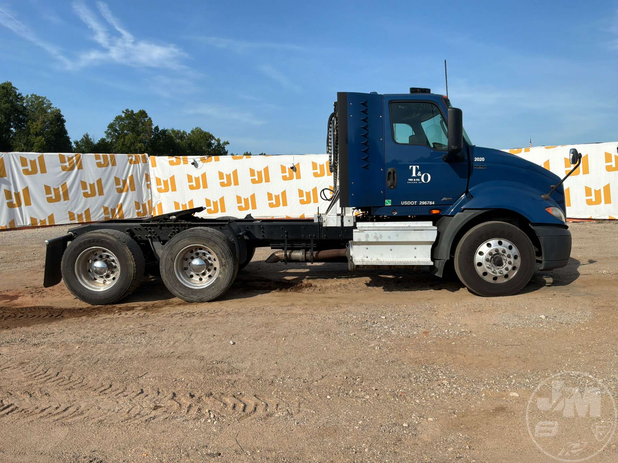 2020 International RH613