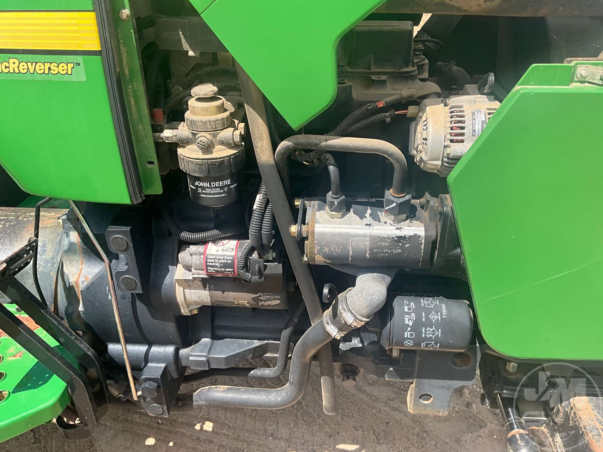 0 John Deere 5105