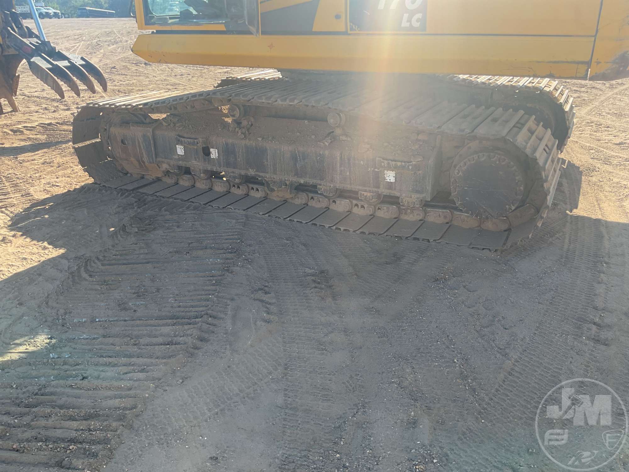 2017 Komatsu PC170LC-11