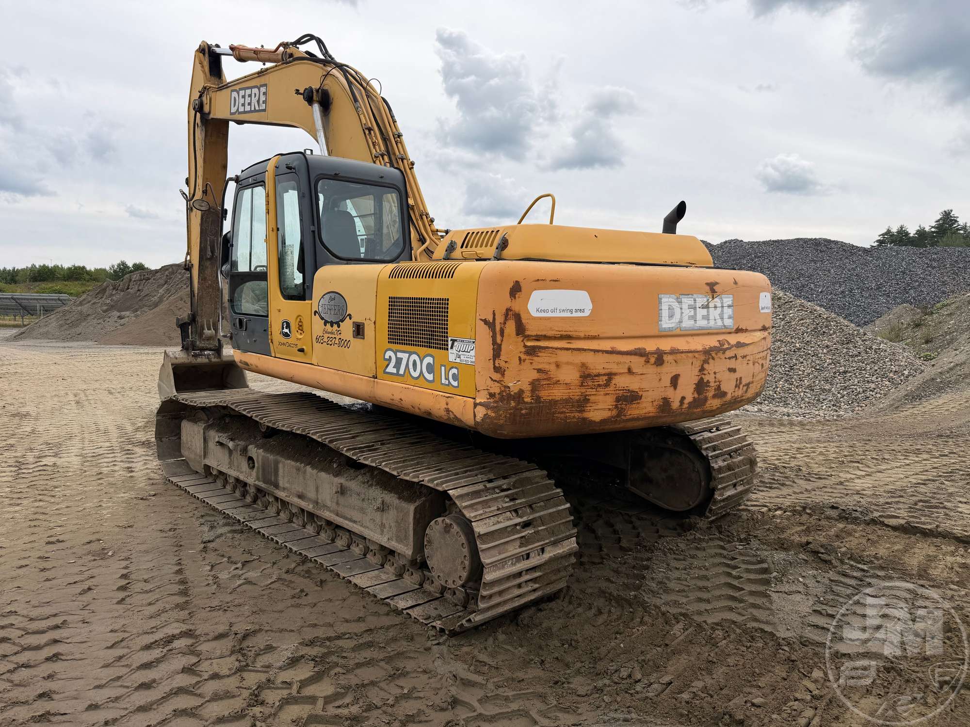 2004 John Deere 270C LC