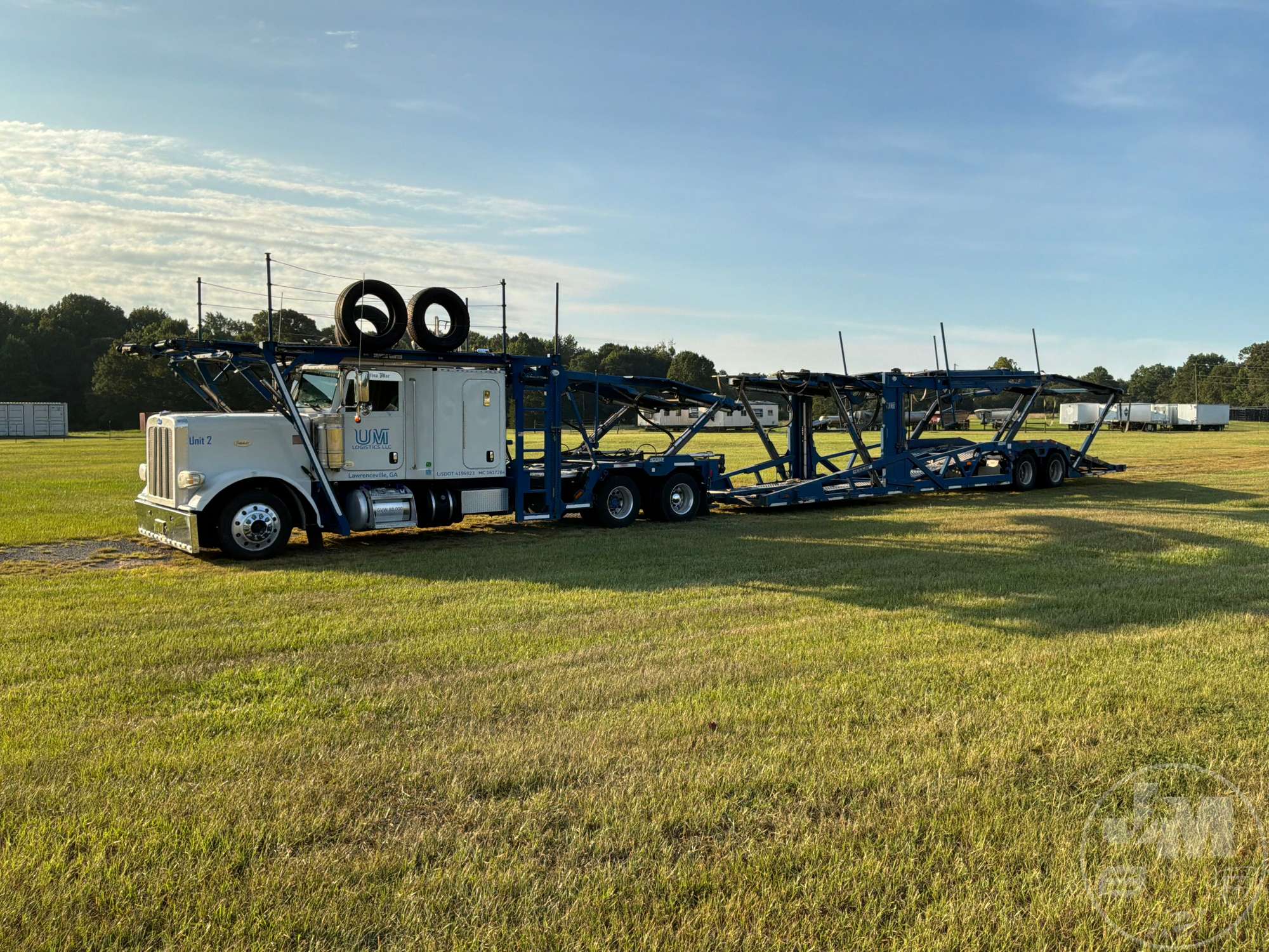 Photo of 2016 Peterbilt 389