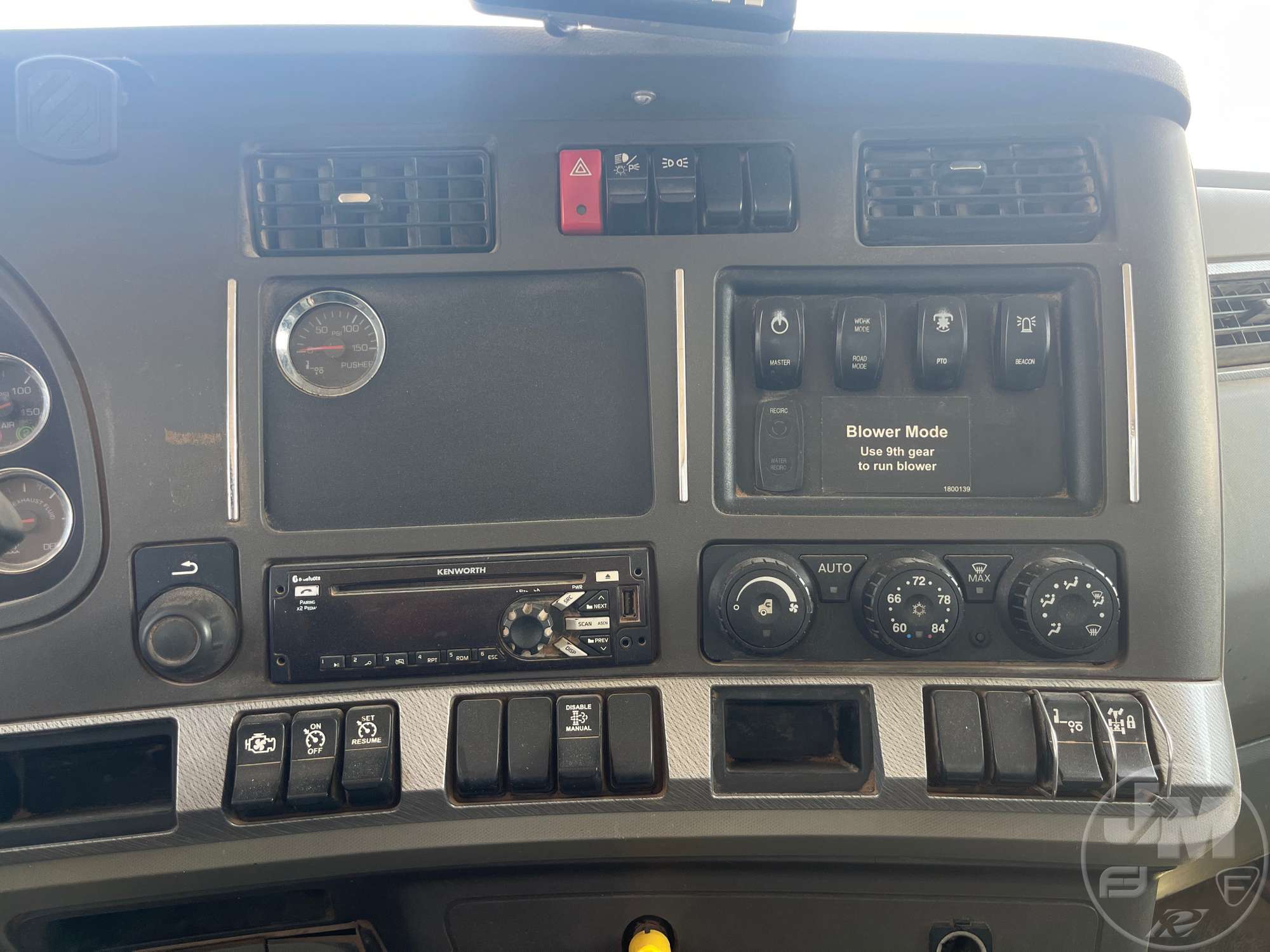 2019 Kenworth T880