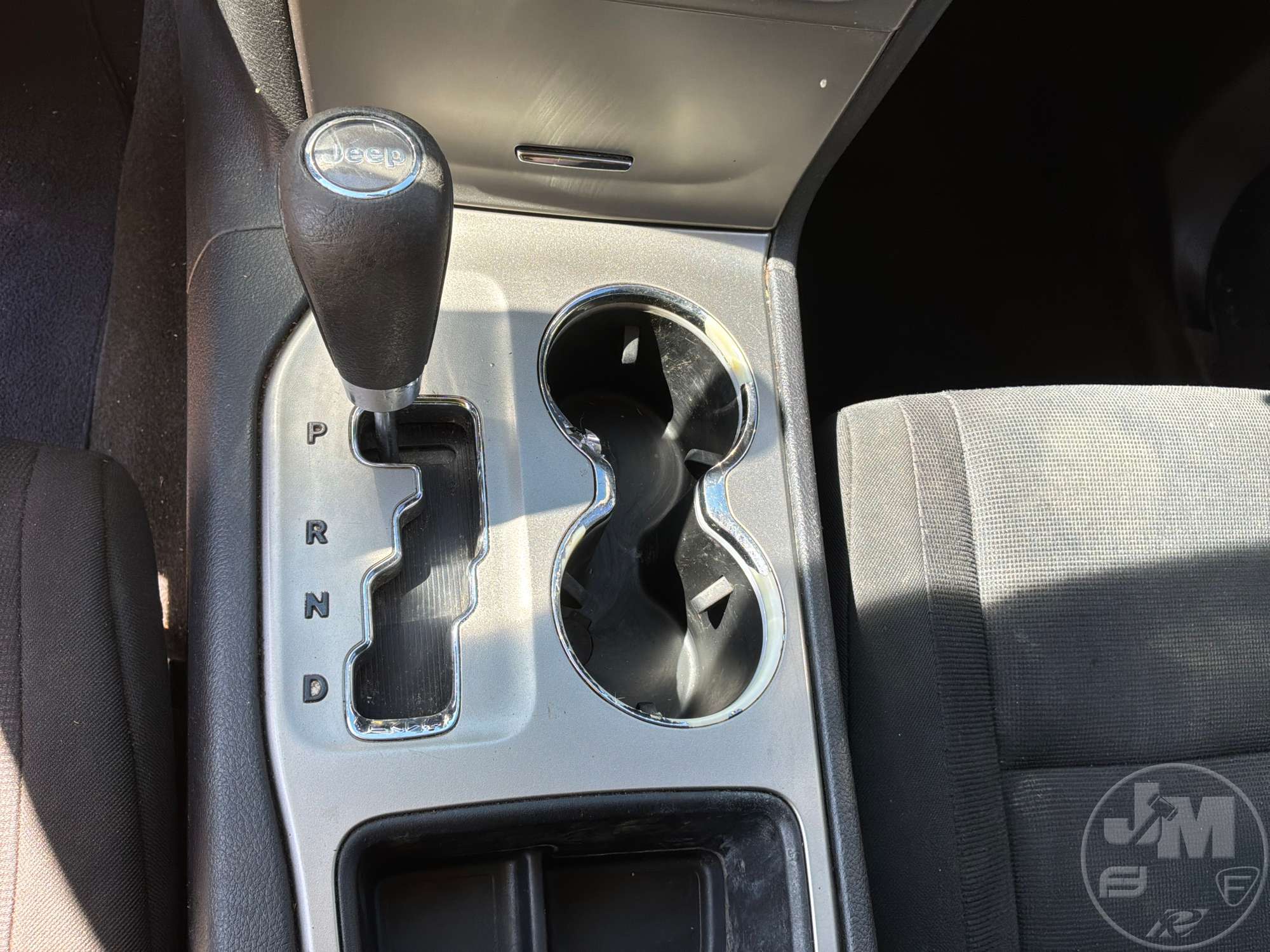 2012 Jeep GRAND CHEROKEE