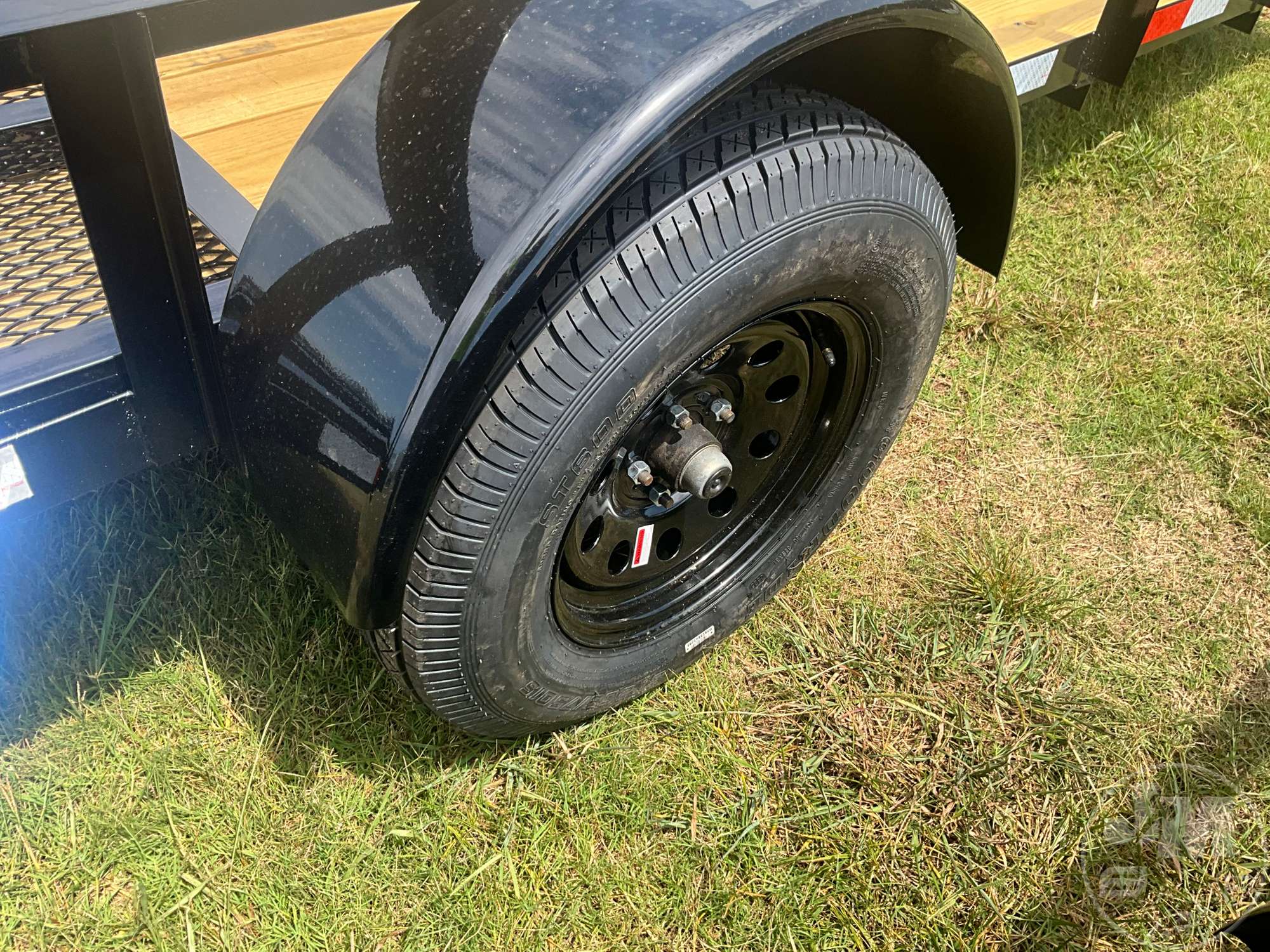 2027 TRIPLE CROWN TRAILERS, INC U7X12S140