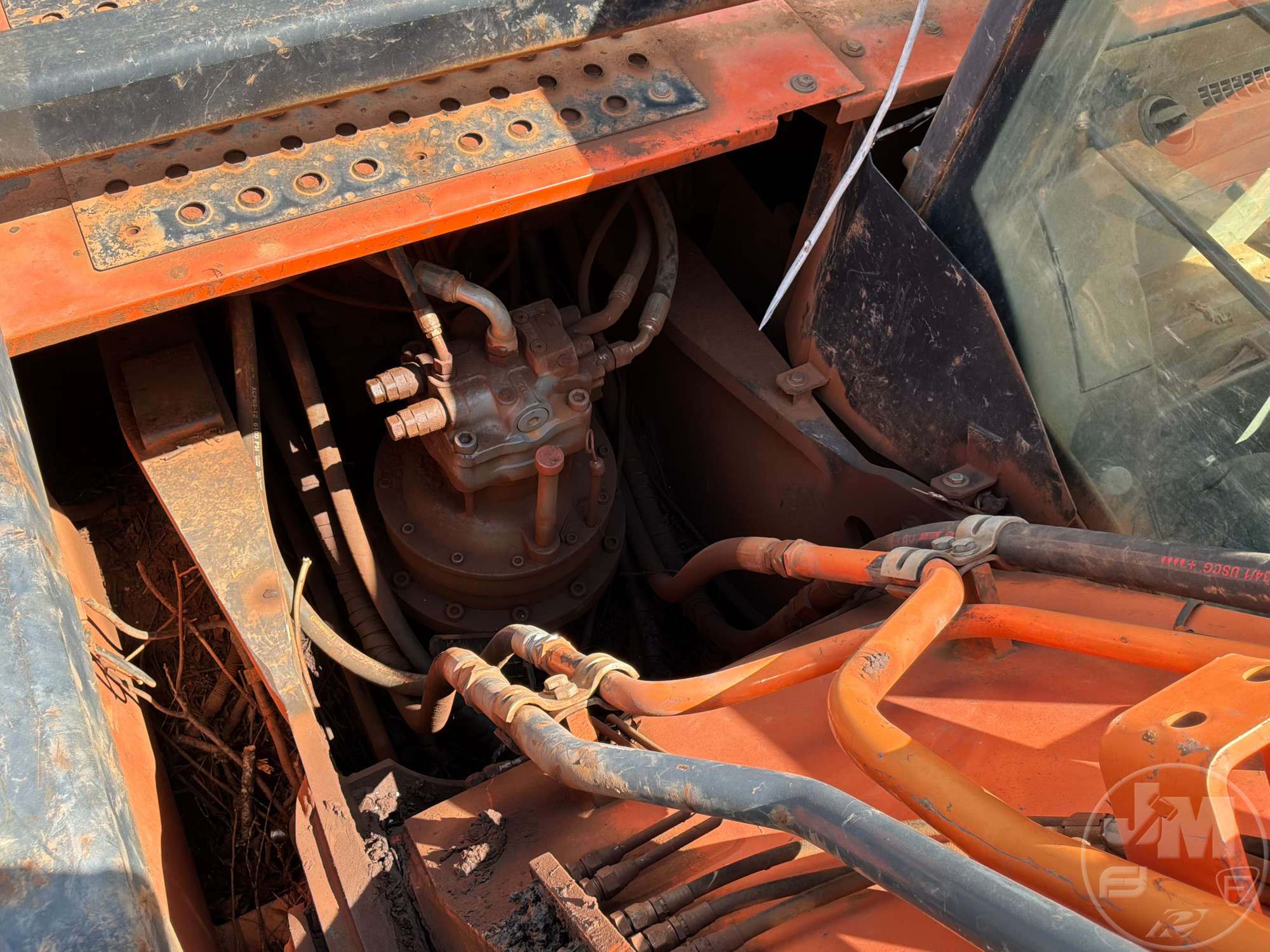 2019 Hitachi ZX300LC-6