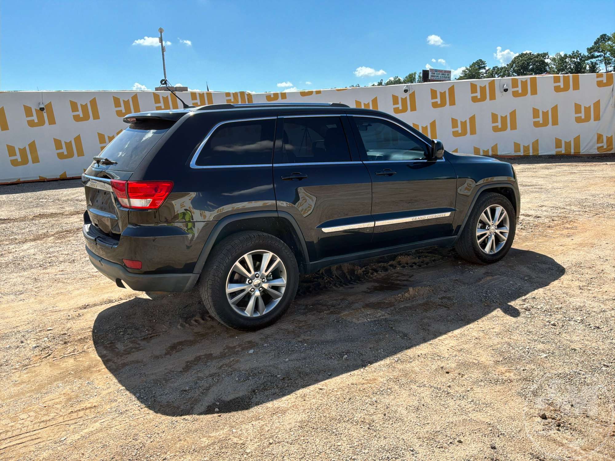 2012 Jeep GRAND CHEROKEE